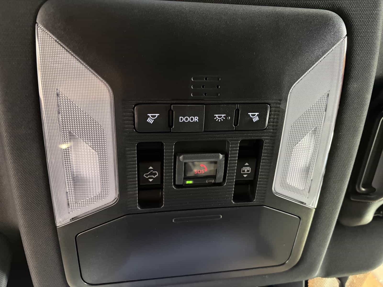 2023 Toyota Rav4 Prime XSE AWD - Image 30