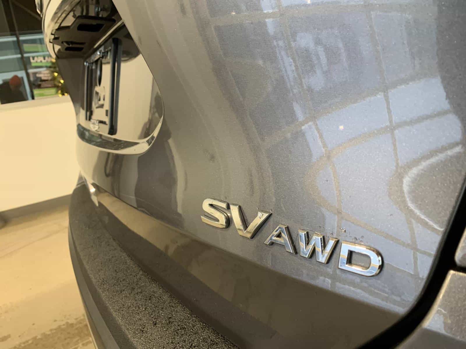 2020 Nissan Rogue SV - Image 9