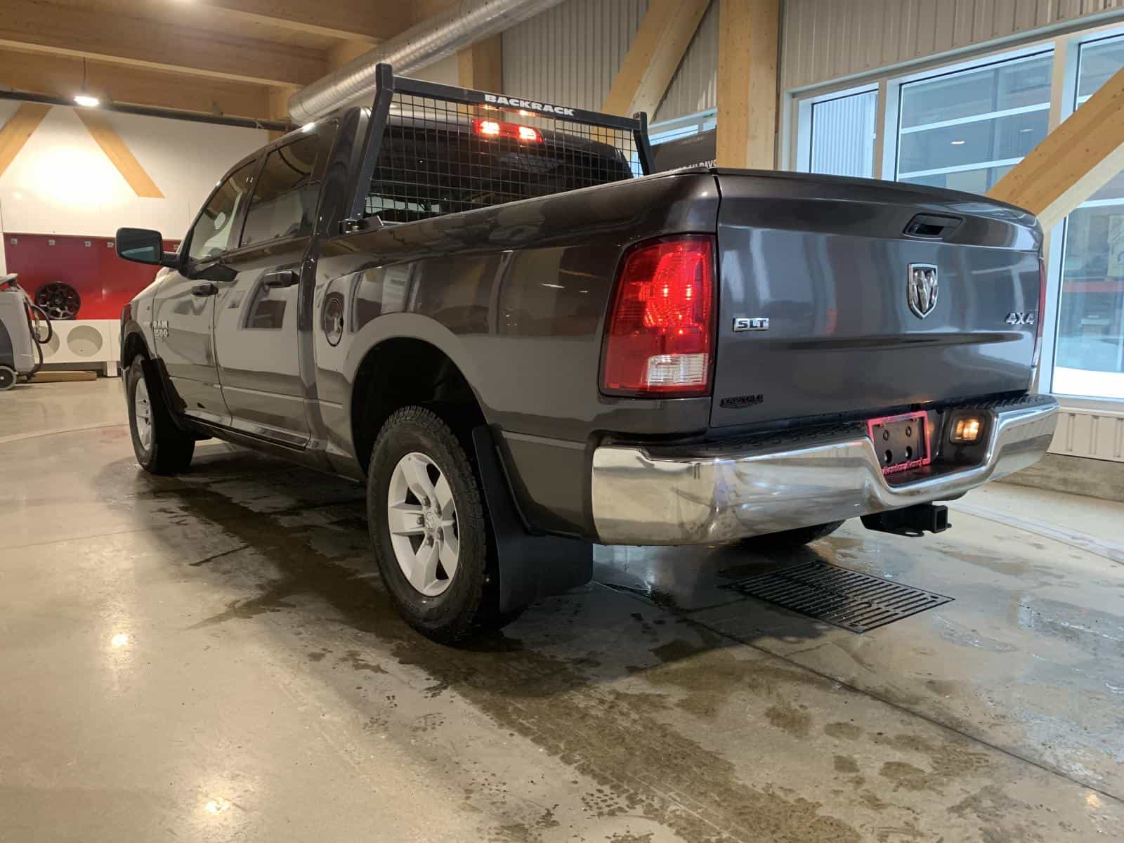 2023 RAM 1500 Classic SLT - Image 4