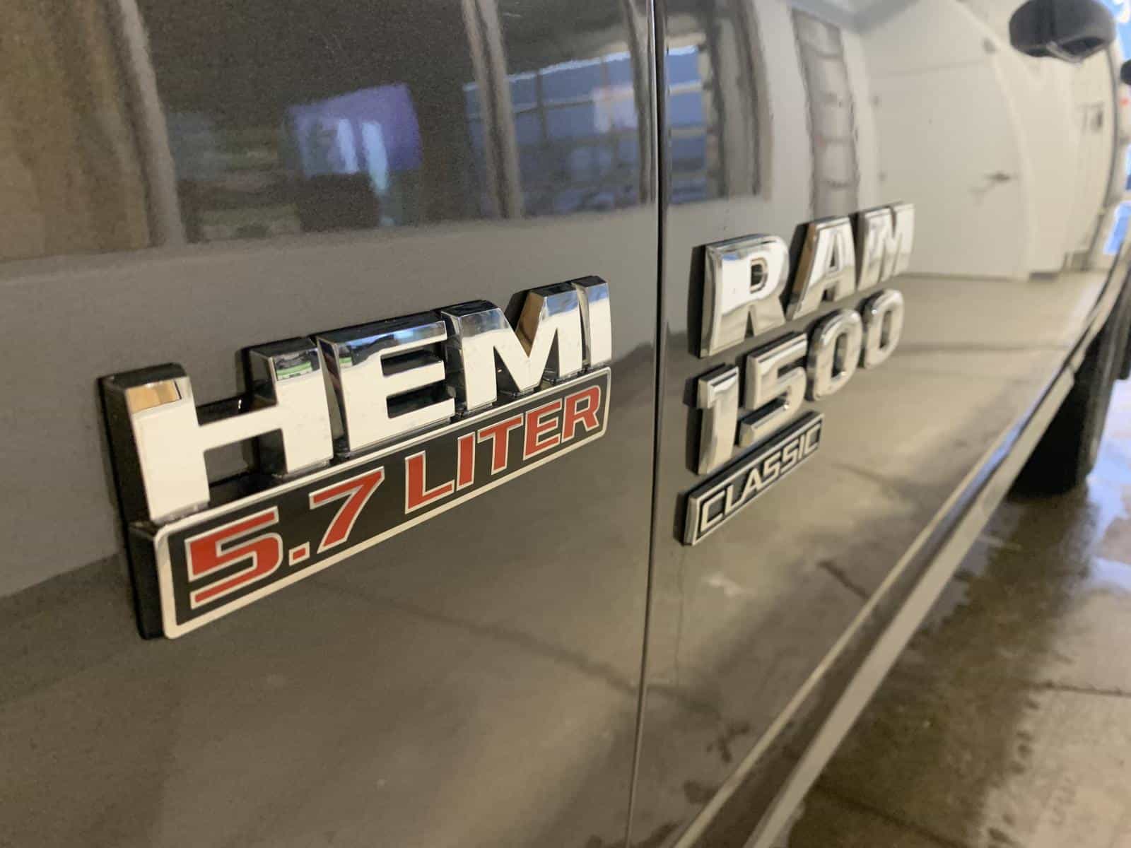 2023 RAM 1500 Classic SLT - Image 7