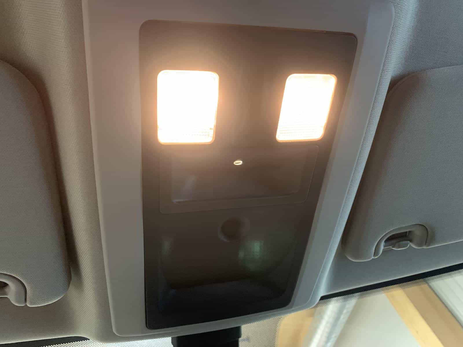 2023 RAM 1500 Classic SLT - Image 18