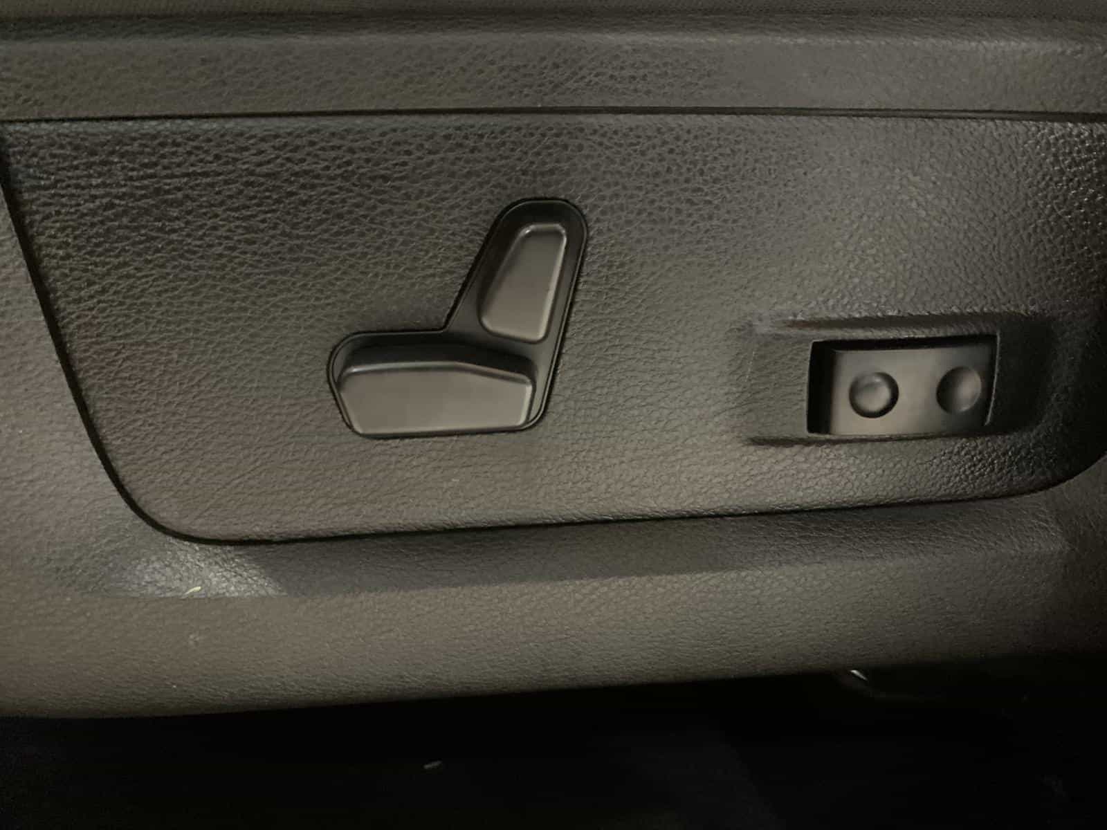 2023 RAM 1500 Classic SLT - Image 20