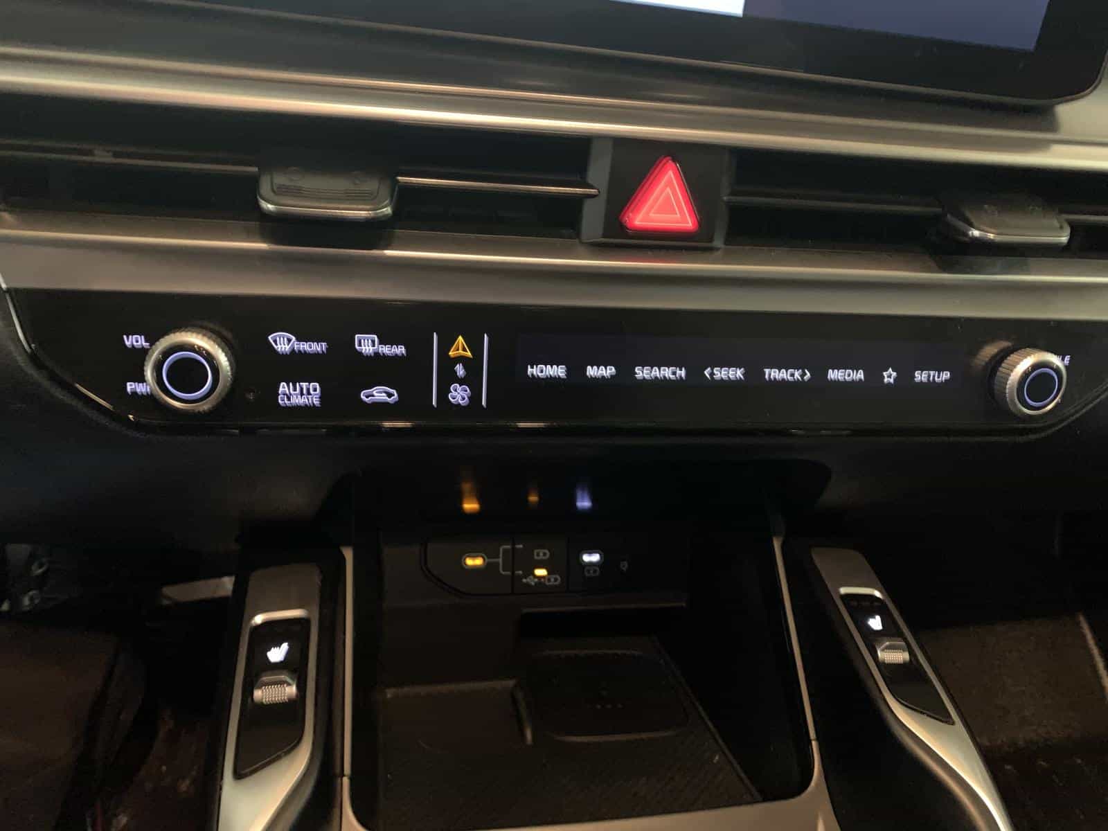 2024 Kia Sorento EX - Image 13