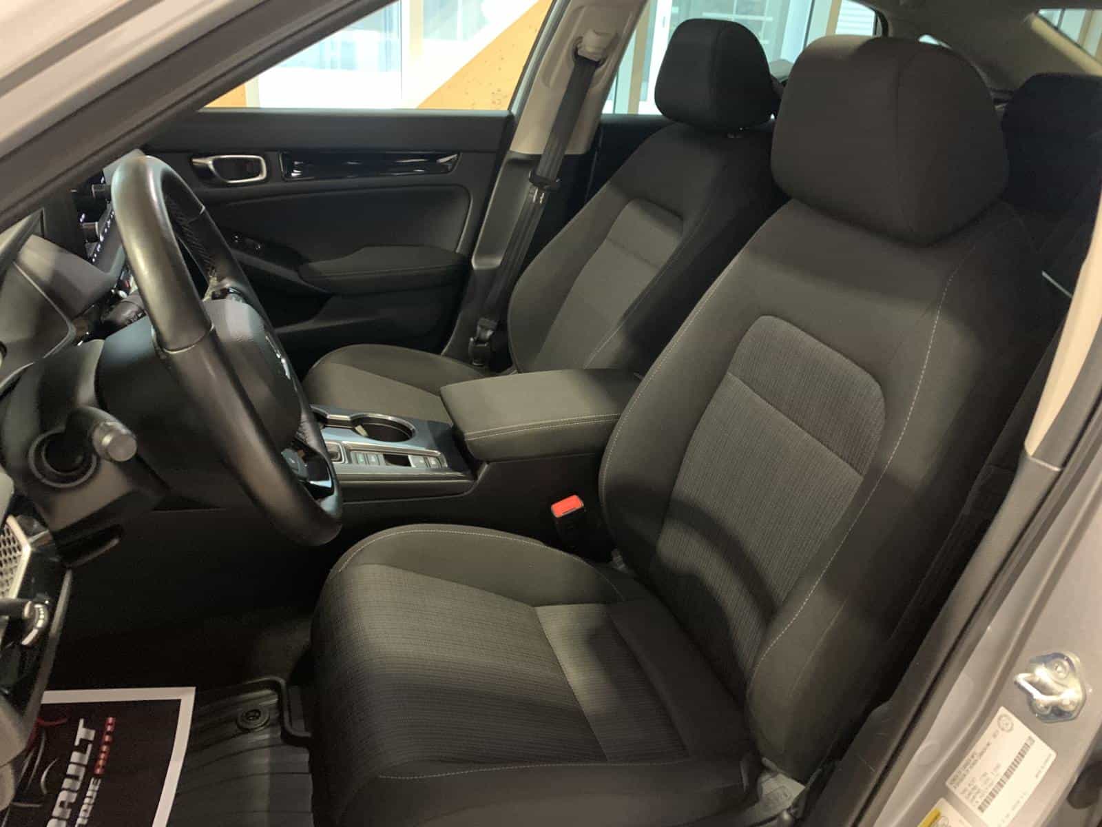 2022 Honda Civic EX - Image 9