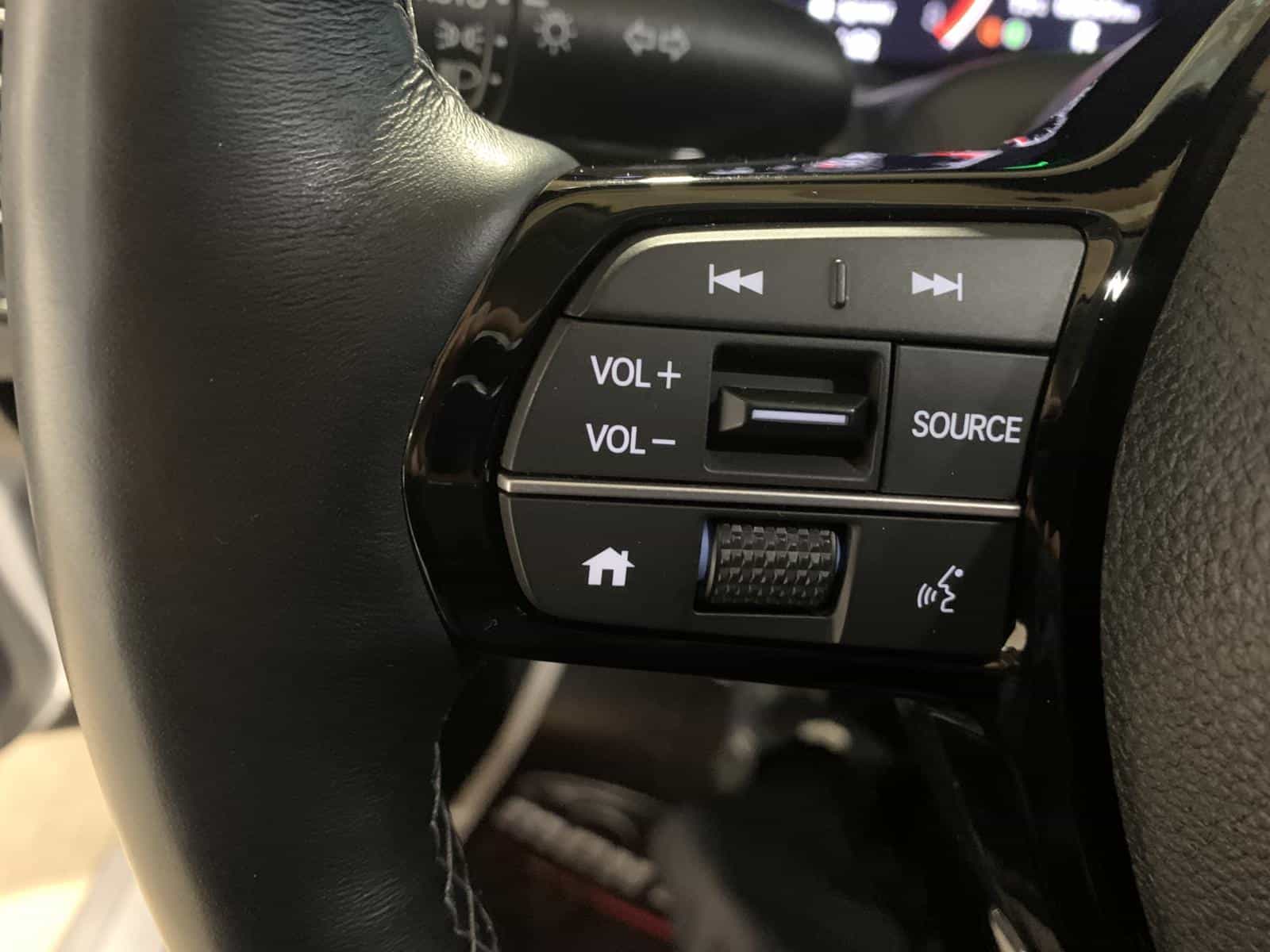 2022 Honda Civic EX - Image 17