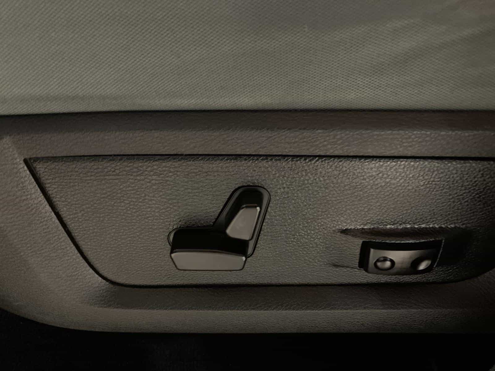 2017 RAM 1500 SLT SLT - Image 13