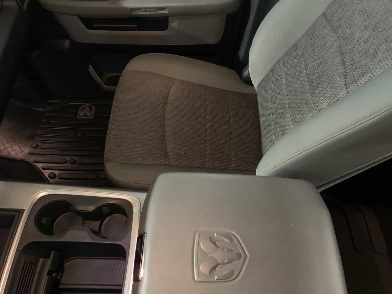 2017 RAM 1500 SLT SLT - Image 26