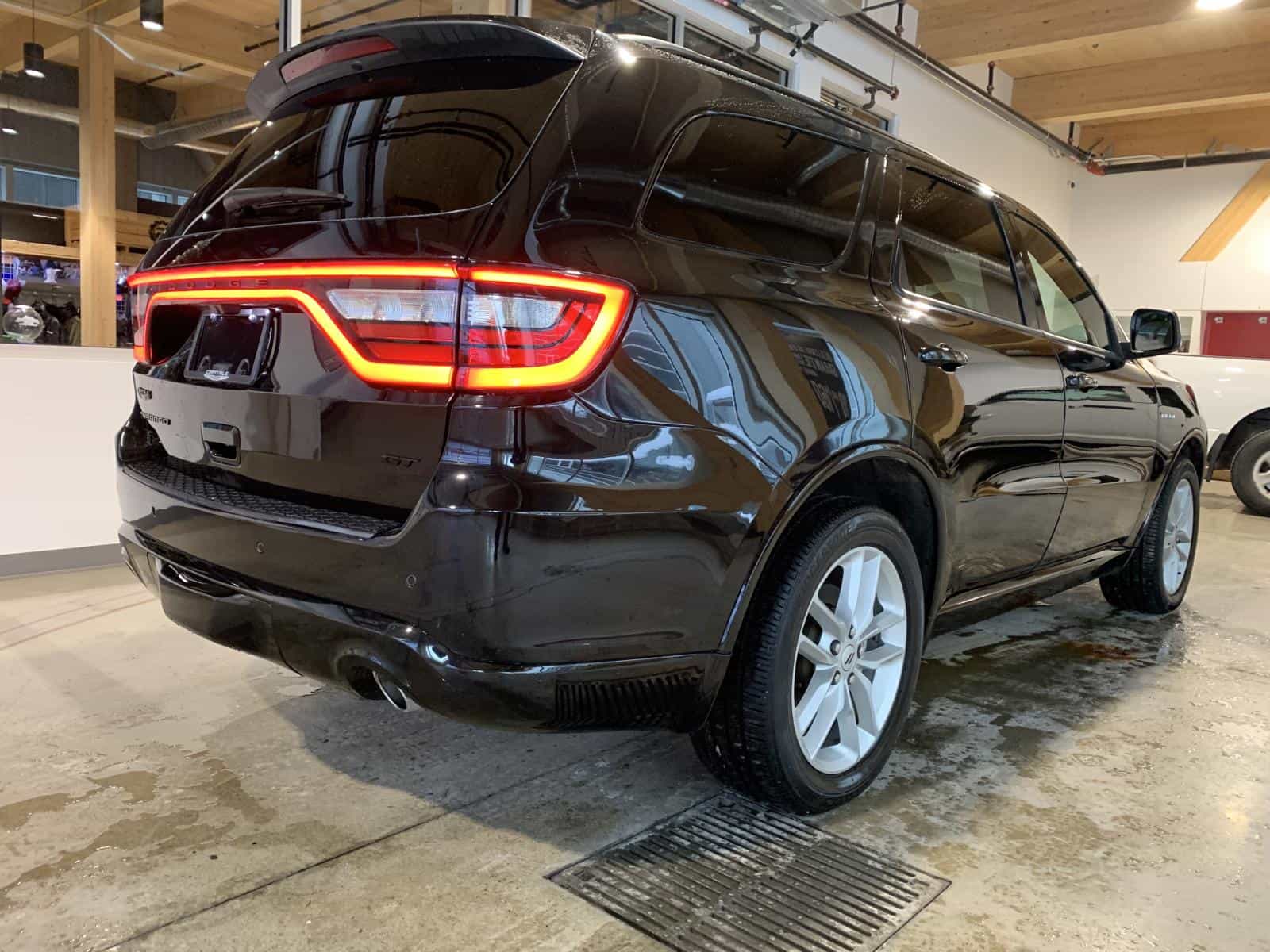 2025 Dodge DURANGO R/T R/T - Image 3