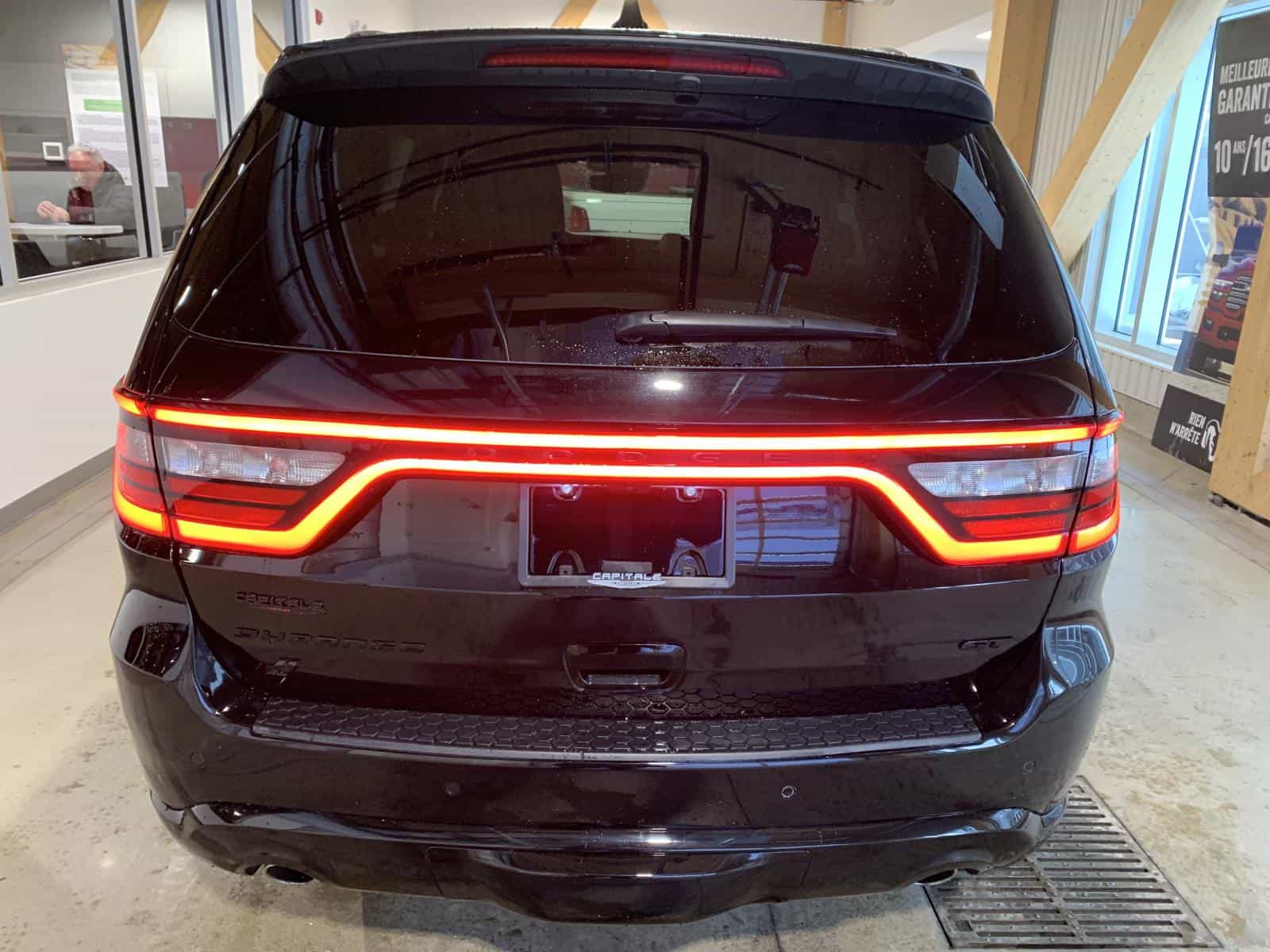 2025 Dodge Durango R/T - Image 11