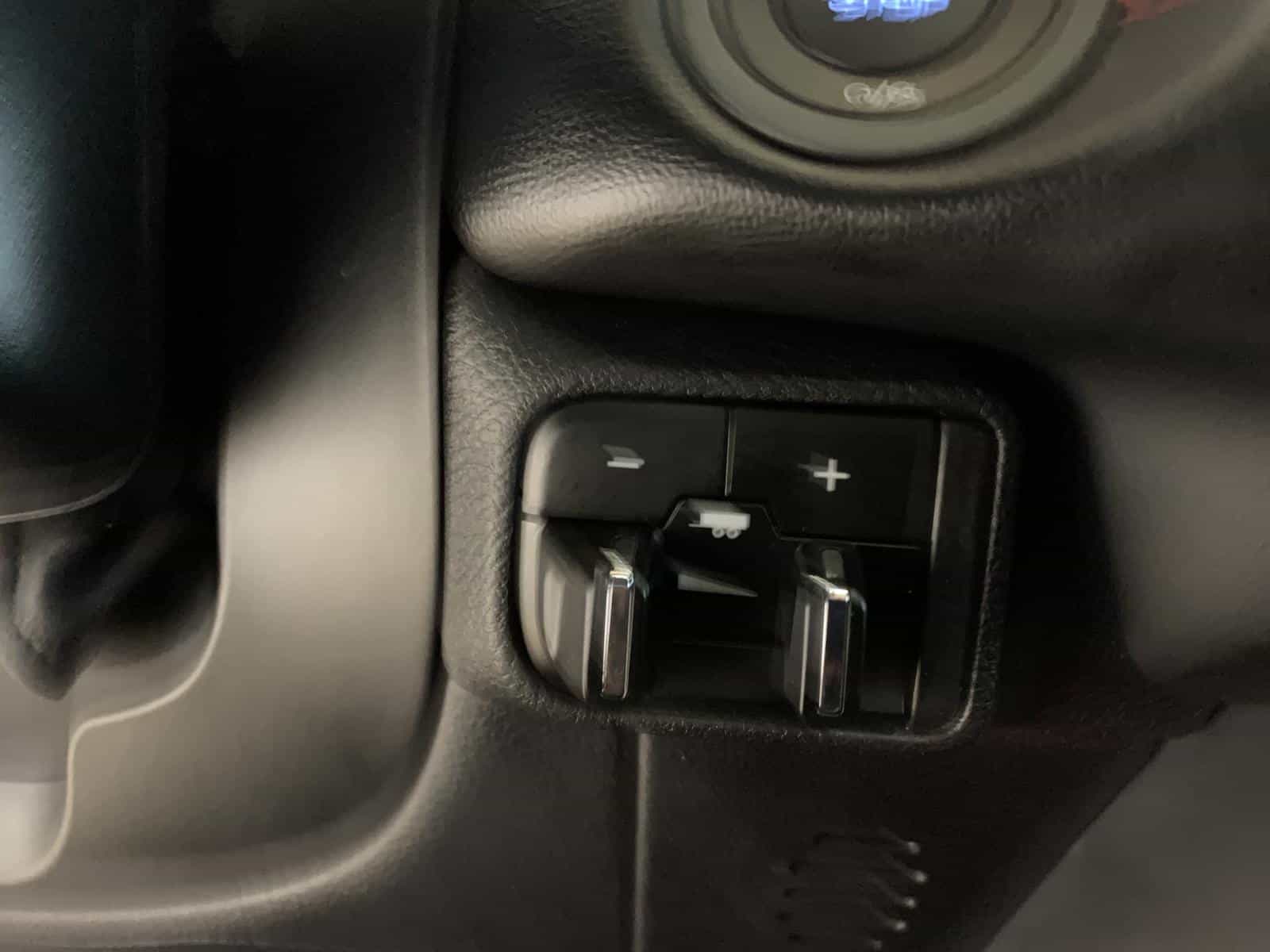 2025 Dodge Durango R/T - Image 22