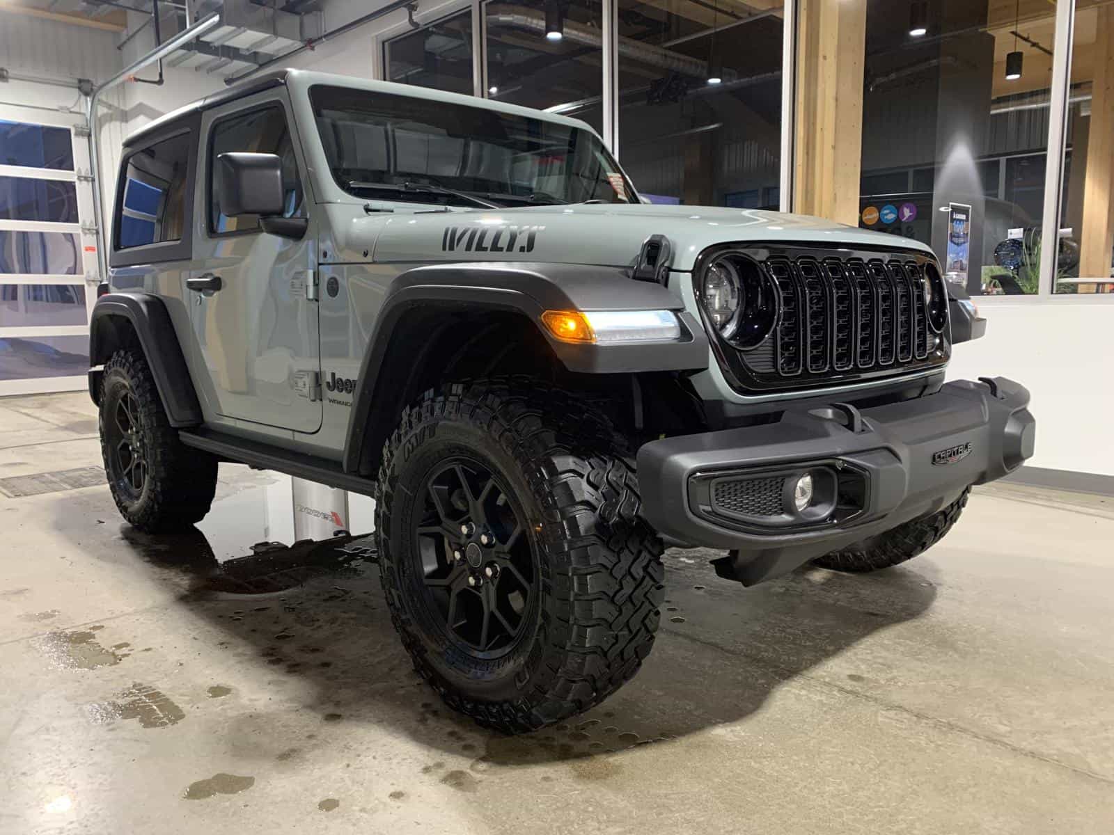 2024 Jeep Wrangler Sport Willys - Image 4