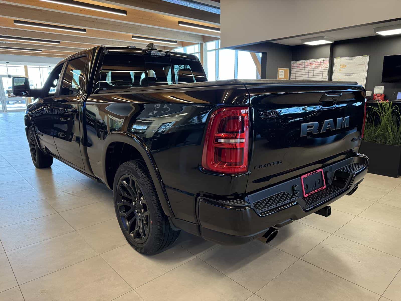 Image 5 RAM 1500 Limited 2026