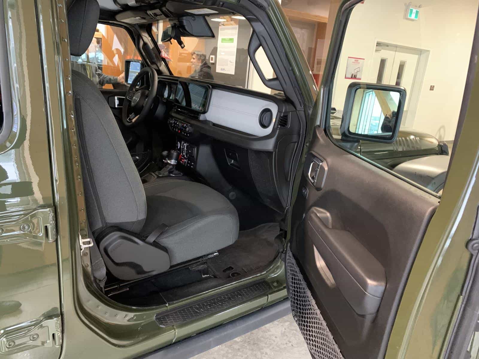 2024 Jeep Wrangler Willys - Image 7