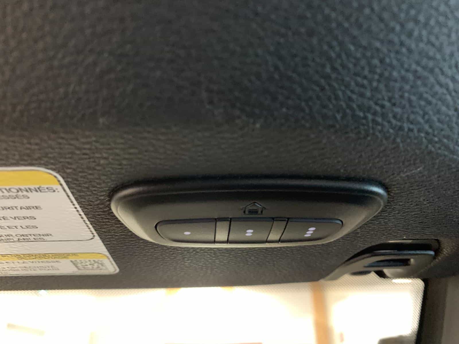 2024 Jeep Wrangler Willys - Image 25