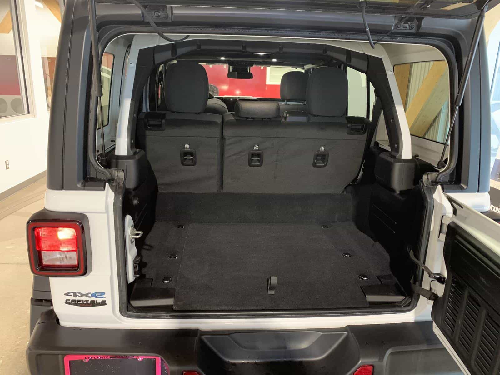 2024 Jeep Wrangler Willys 4XE - Image 11