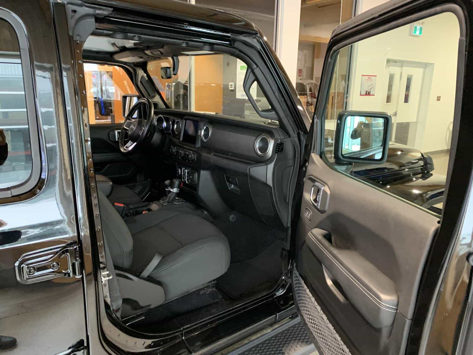 2021 Jeep WRANGLER UNLIMITED SAHARA Unlimited Sahara - Image 7