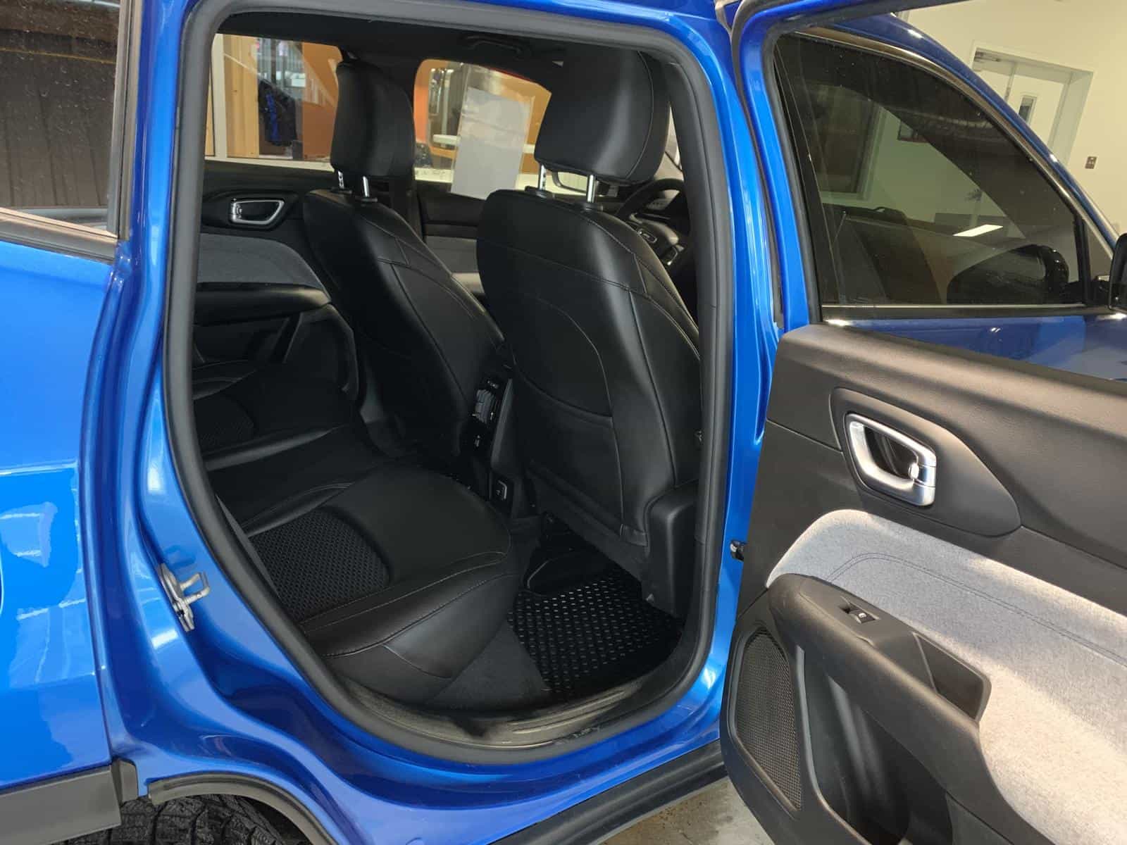 2023 Jeep Compass North - Image 9