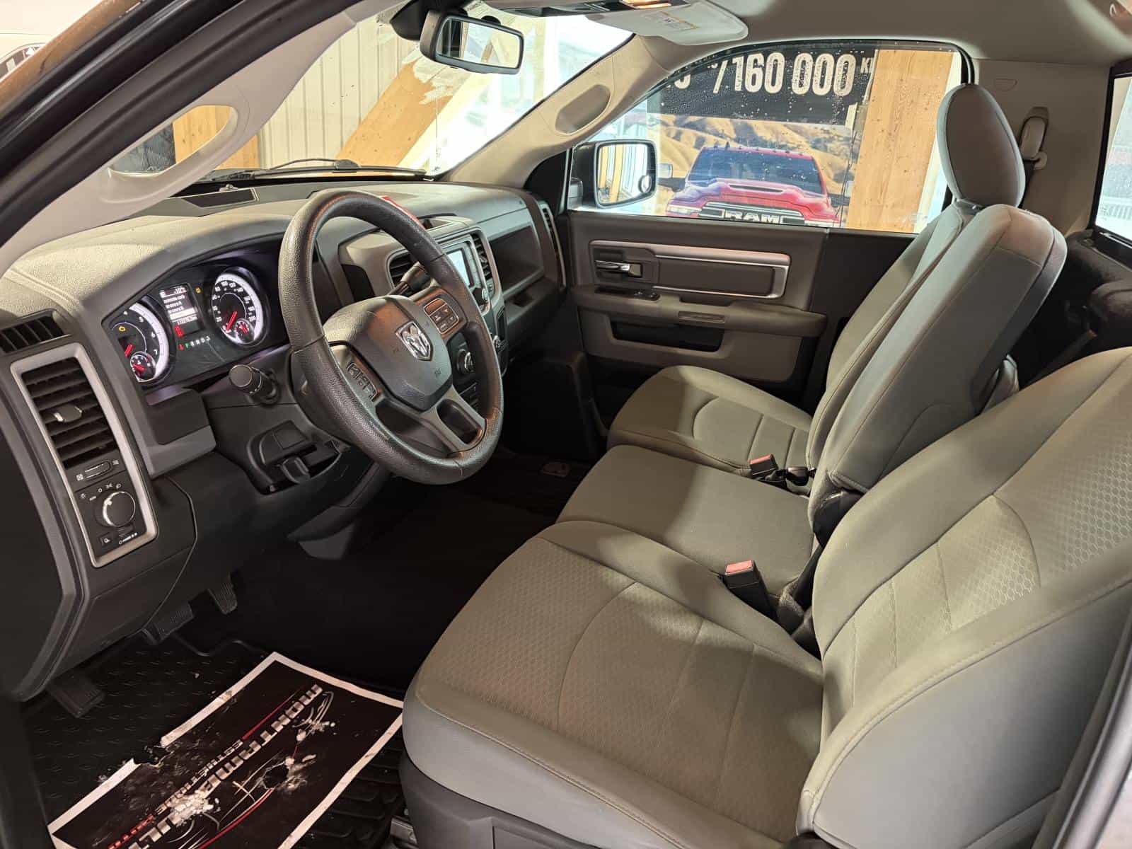 2015 RAM 1500 ST - Image 15