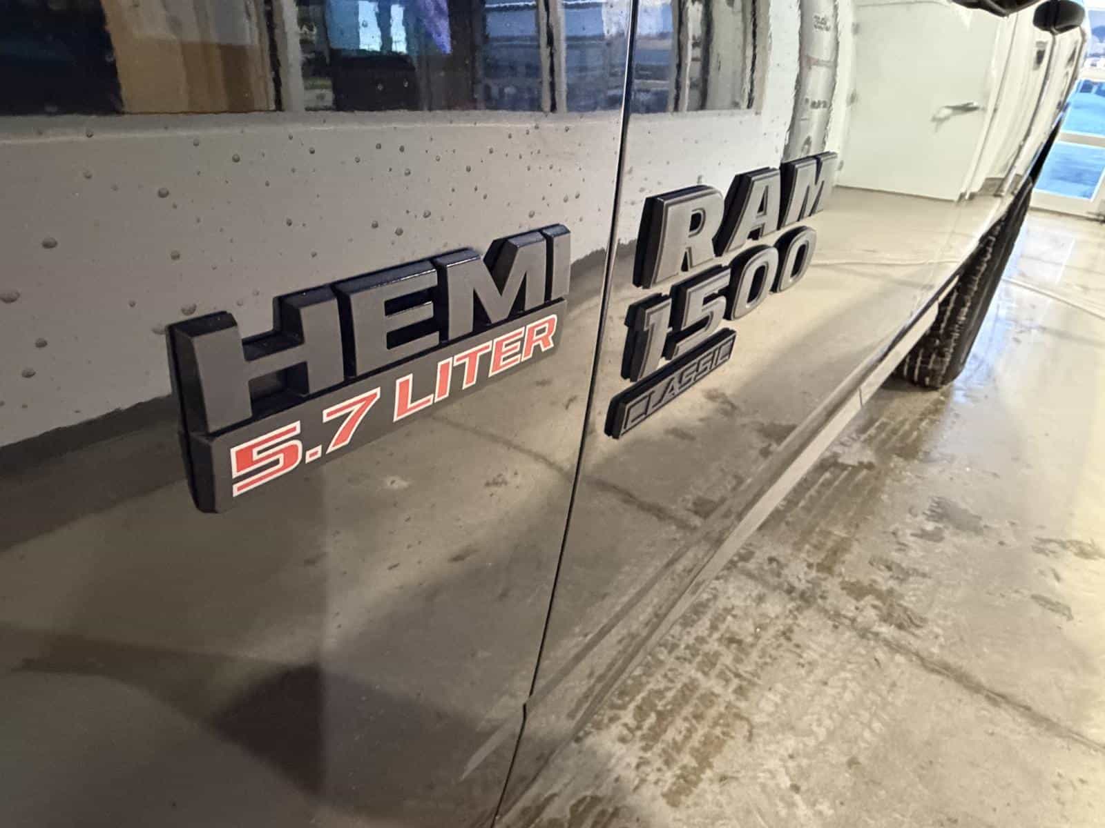 2021 RAM 1500 Class Express - Image 8