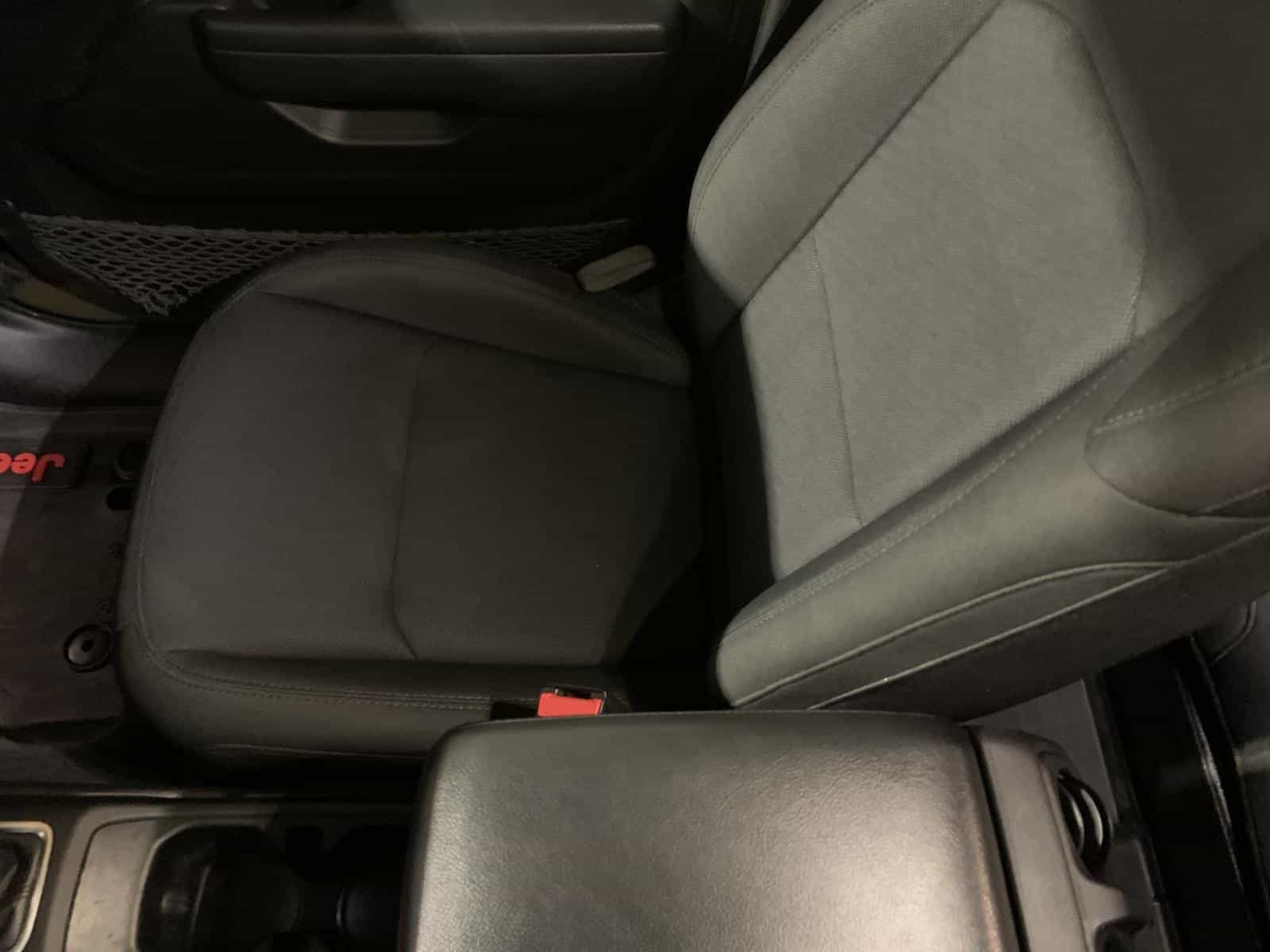 2022 Jeep Gladiator Willy's - Image 29