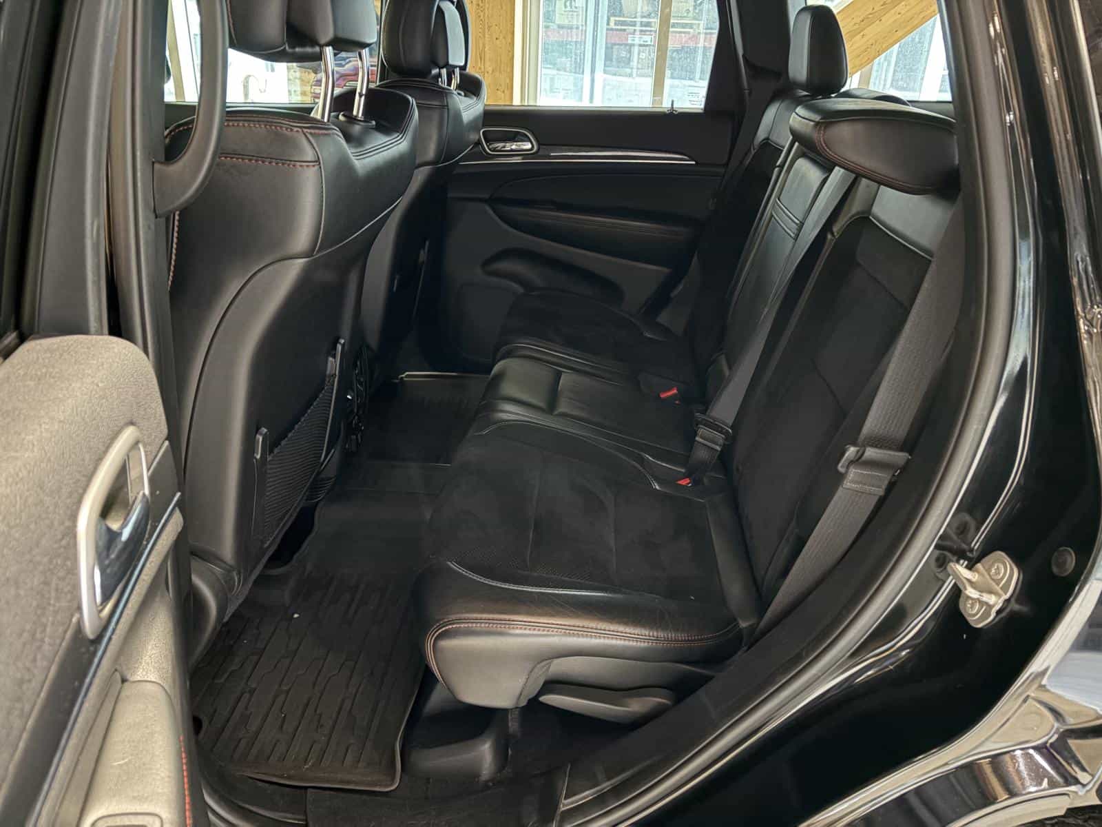 2017 Jeep Grand Cherokee Trailhawk - Image 10