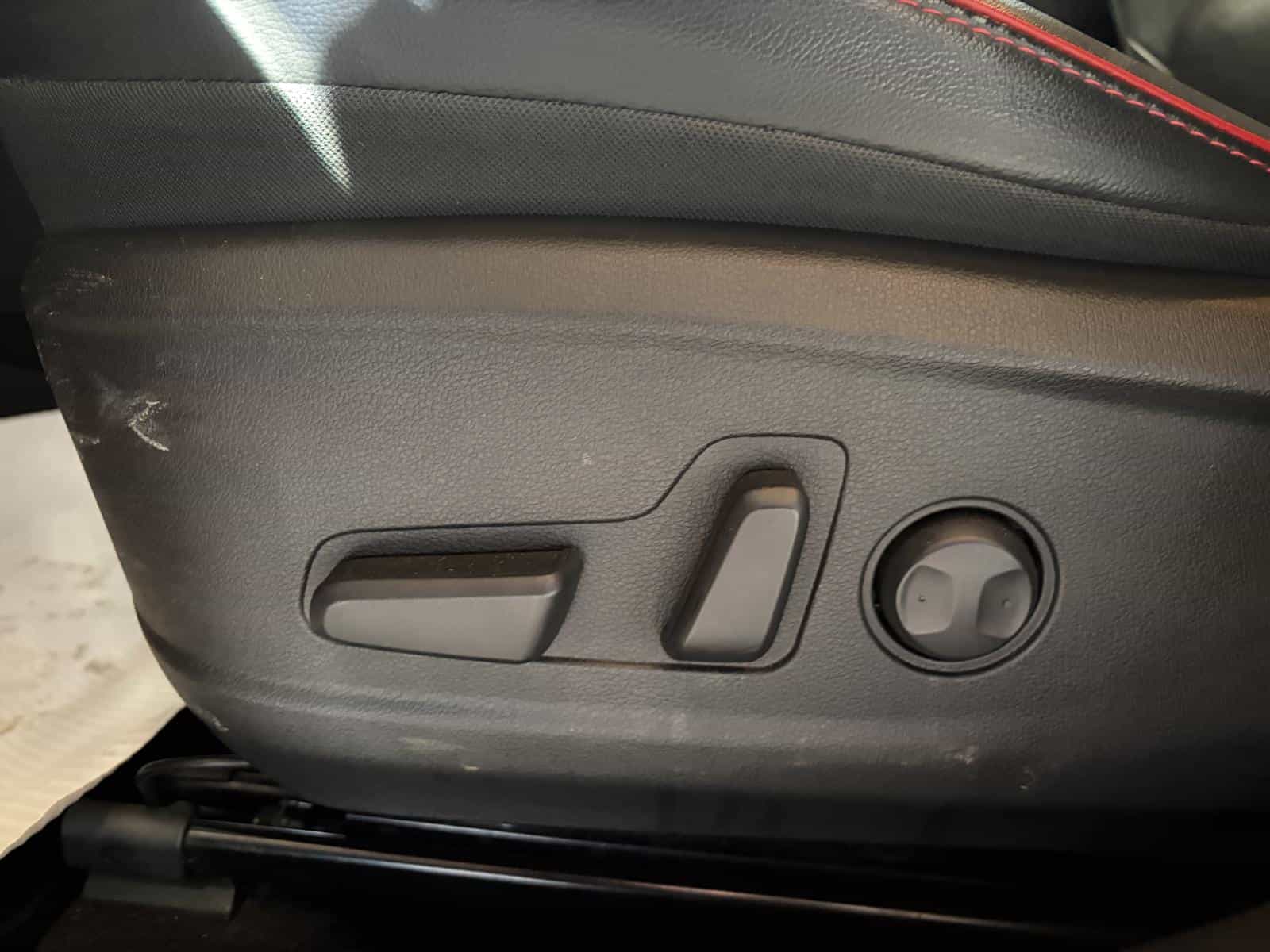 2020 Hyundai Kona Ultimate - Image 11