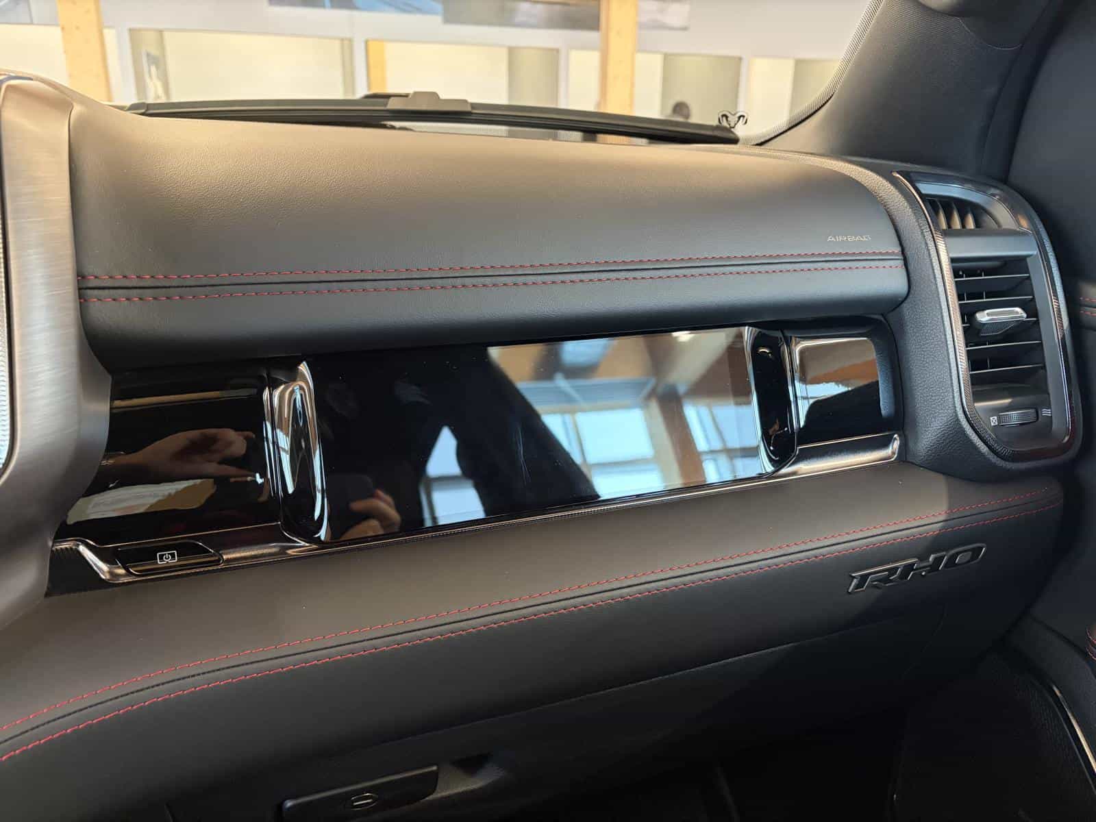 2025 RAM 1500 RHO - Image 22