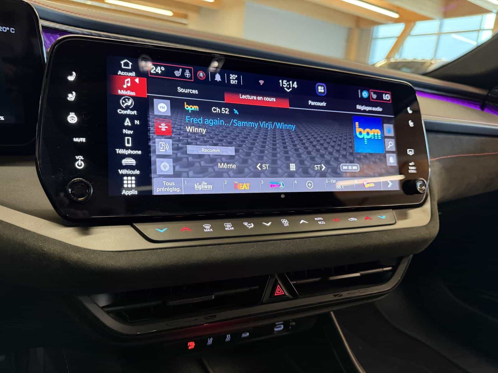 2024 Dodge Charger Daytona EV R/T - Image 16