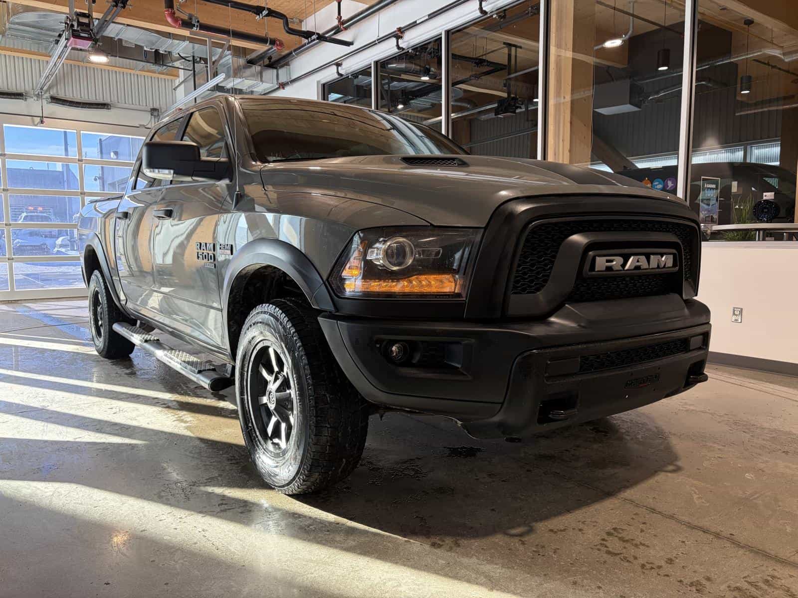 2022 RAM 1500 CLASSIC SLT Warlock - Image 1