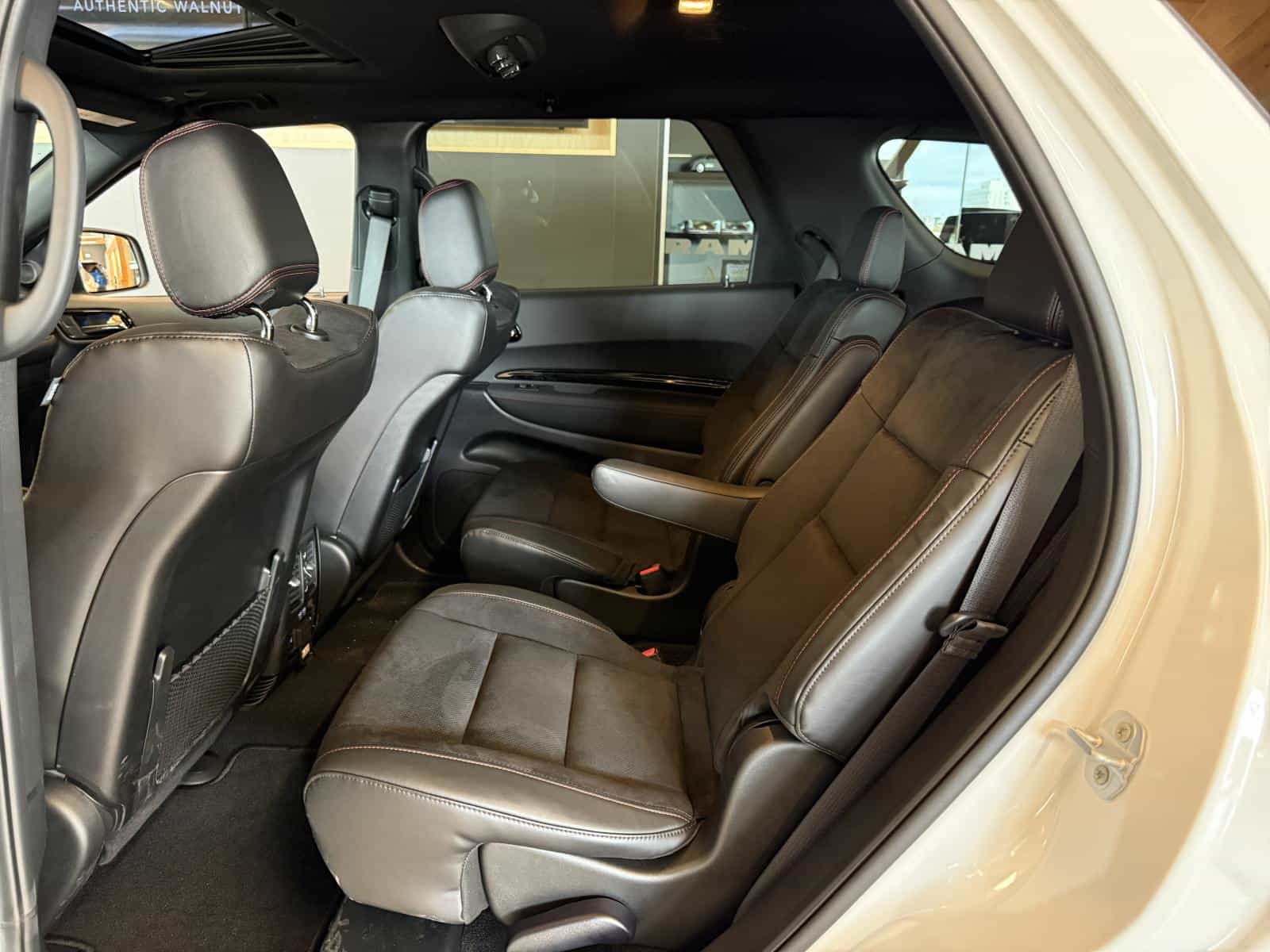 Image 7 Dodge Durango 2026