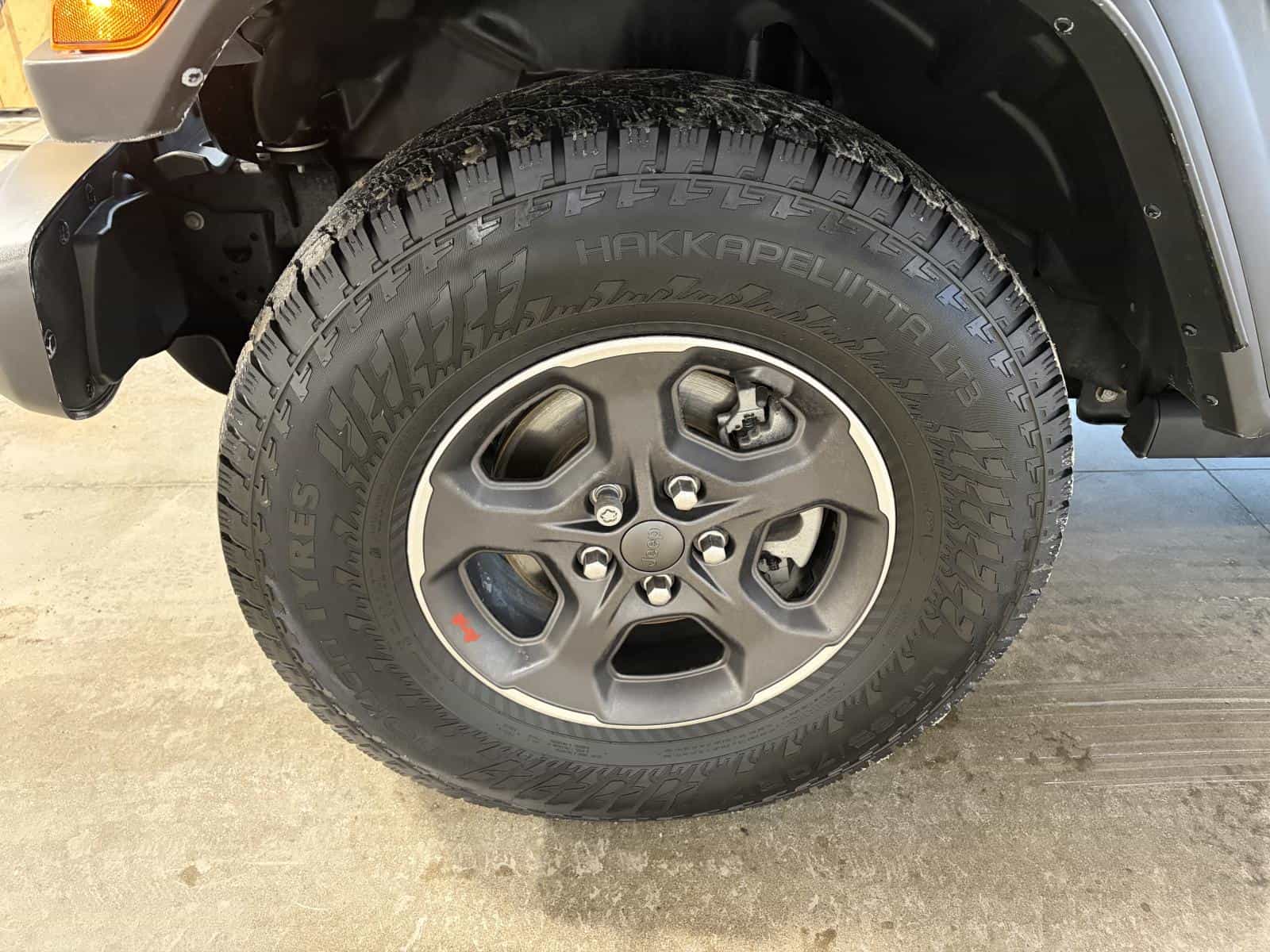 2023 Jeep Wrangler Sport - Image 7