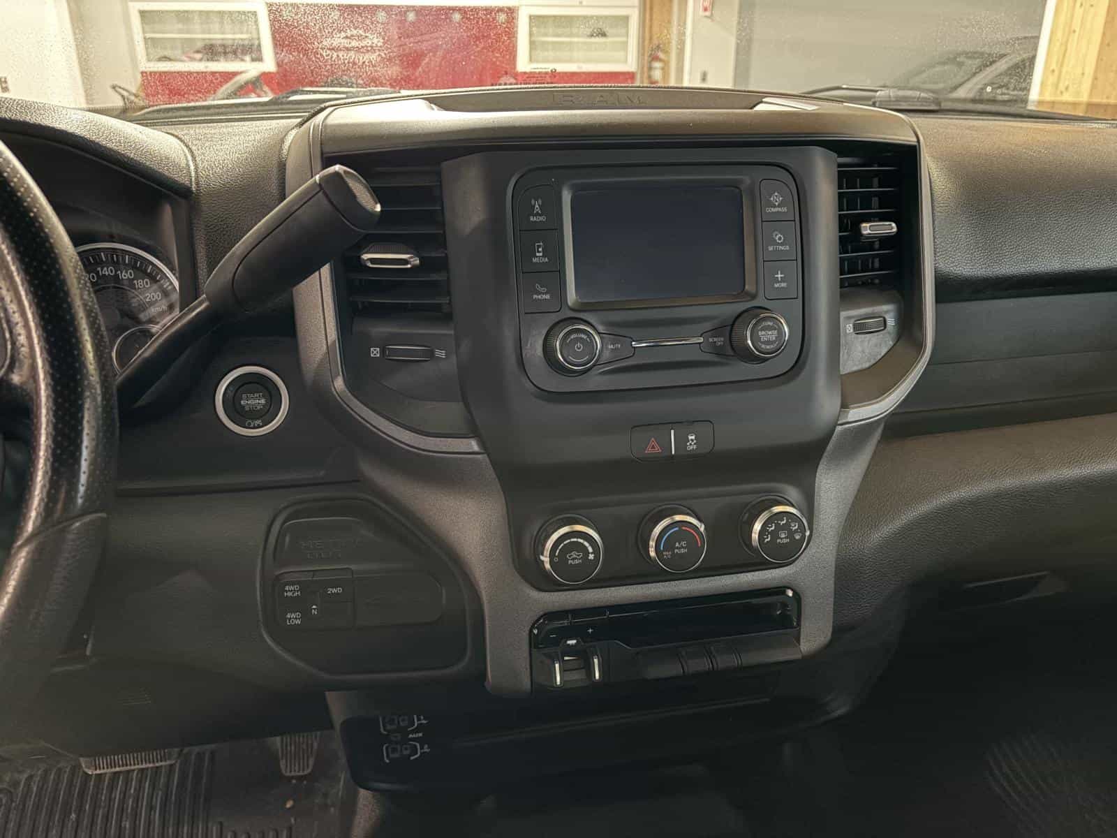 2023 RAM 2500 Tradesman Tradesman - Image 21