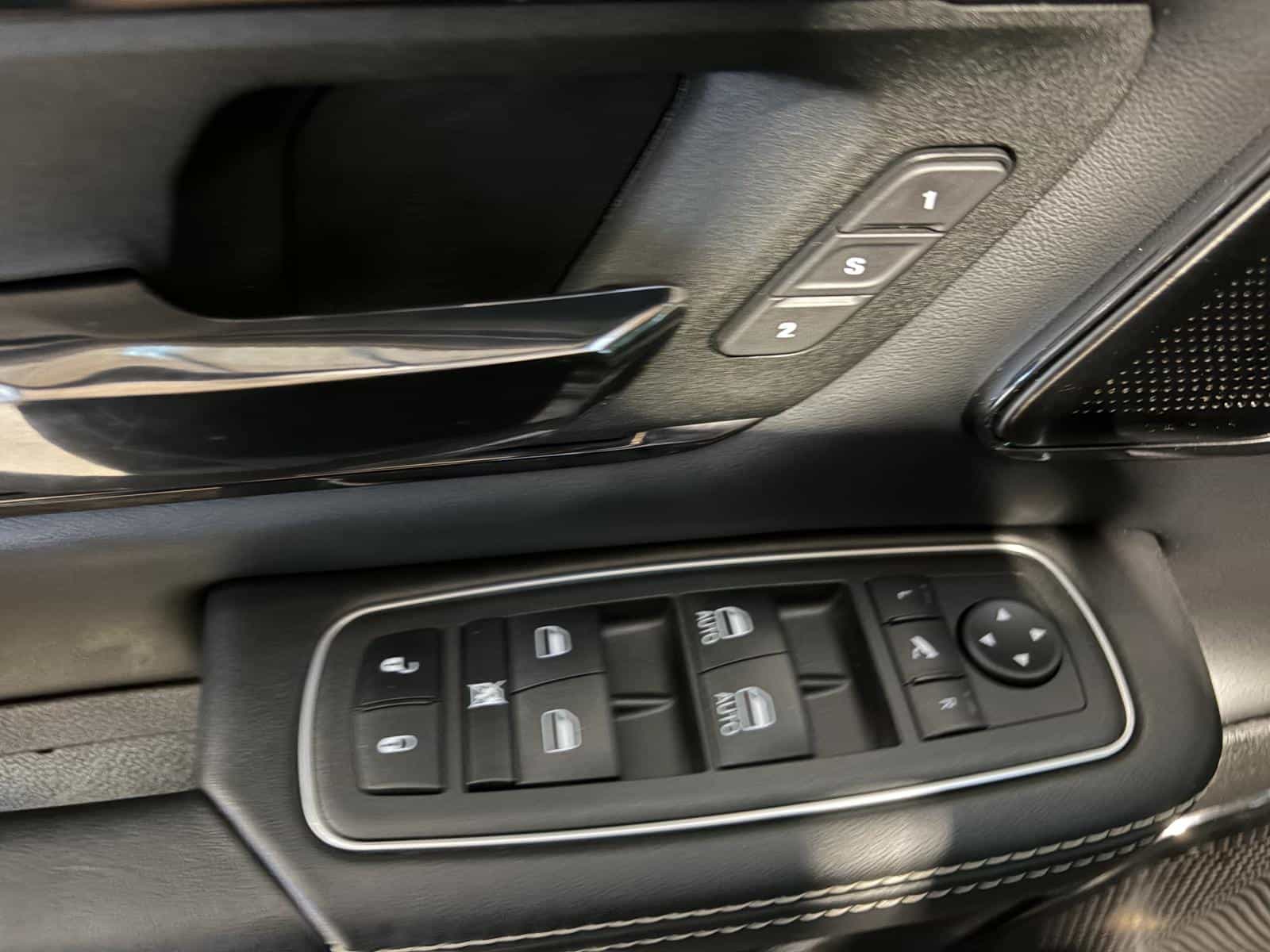 2023 RAM 1500 Limited - Image 16