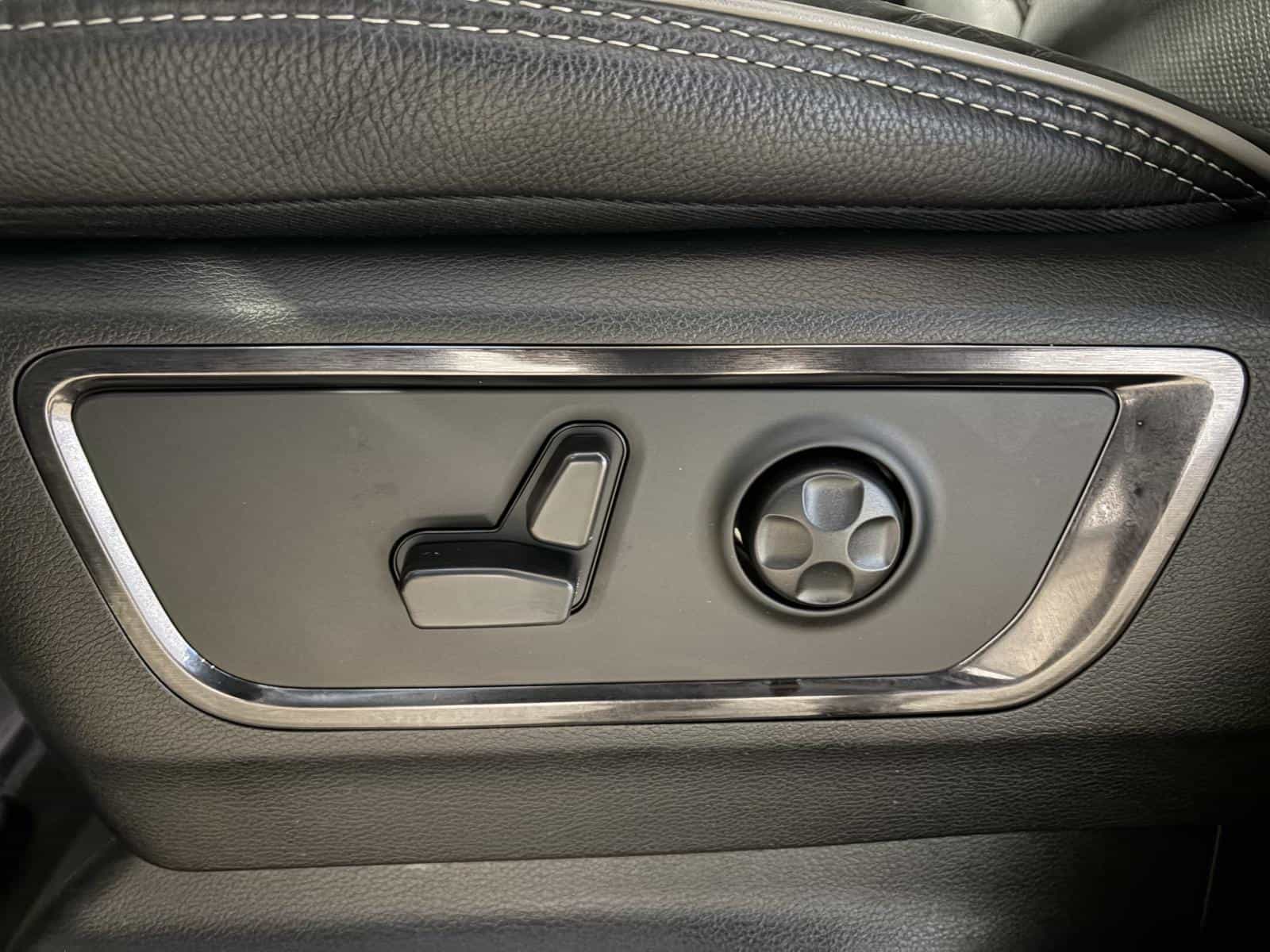 2023 RAM 1500 Limited - Image 17