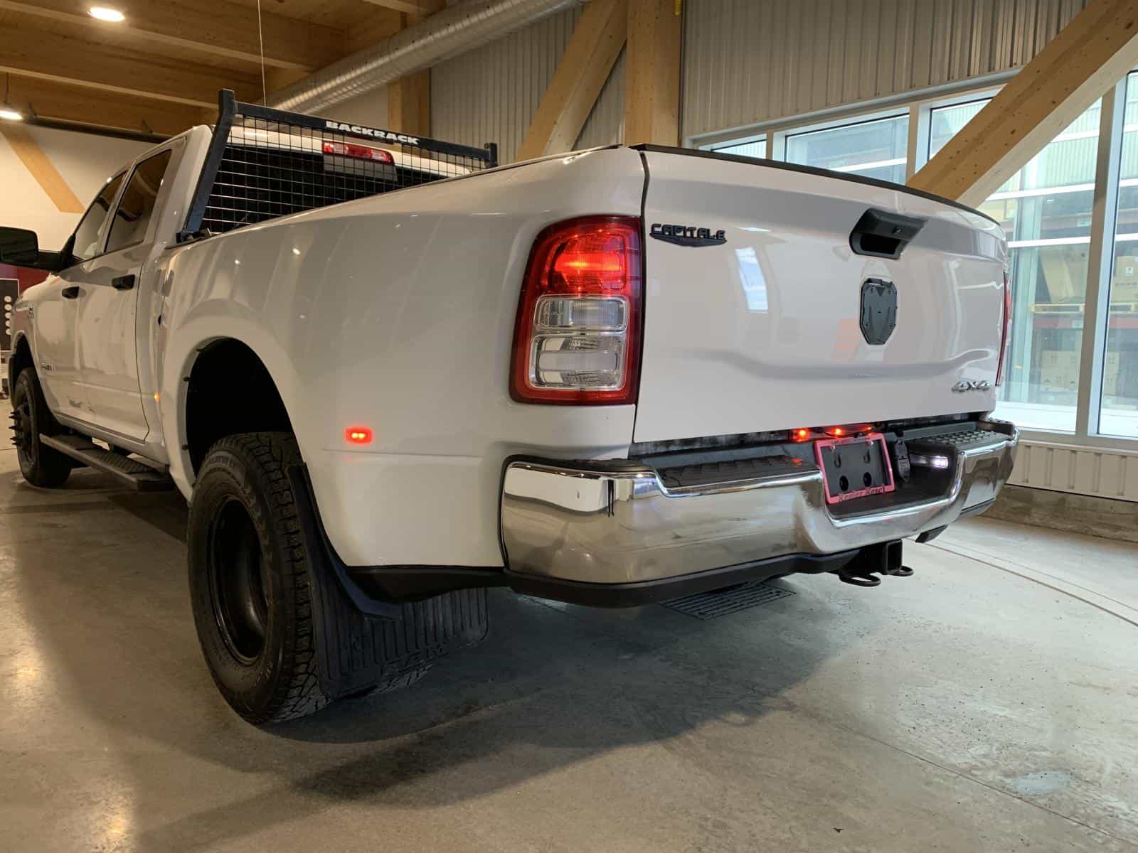 2019 RAM 3500 Tradesman - Image 2