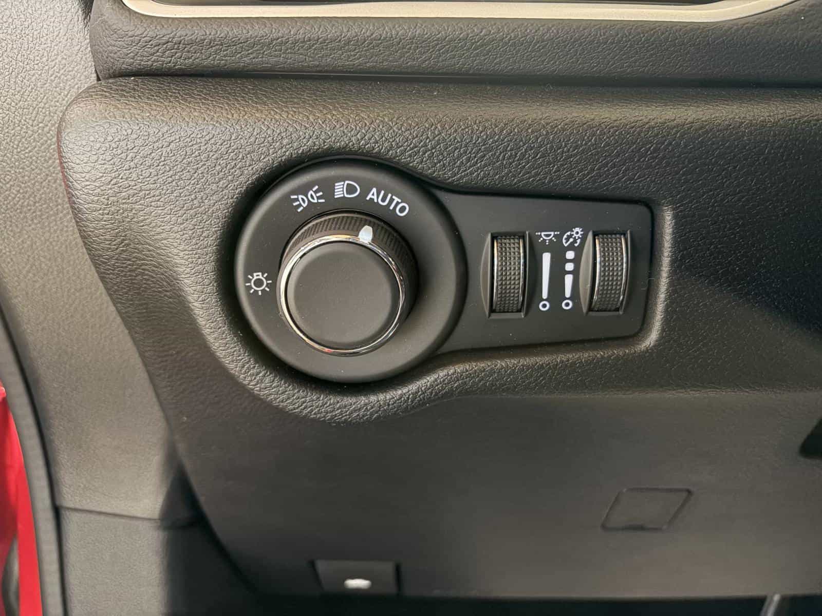 2026 Chrysler Grand Caravan SXT - Image 12