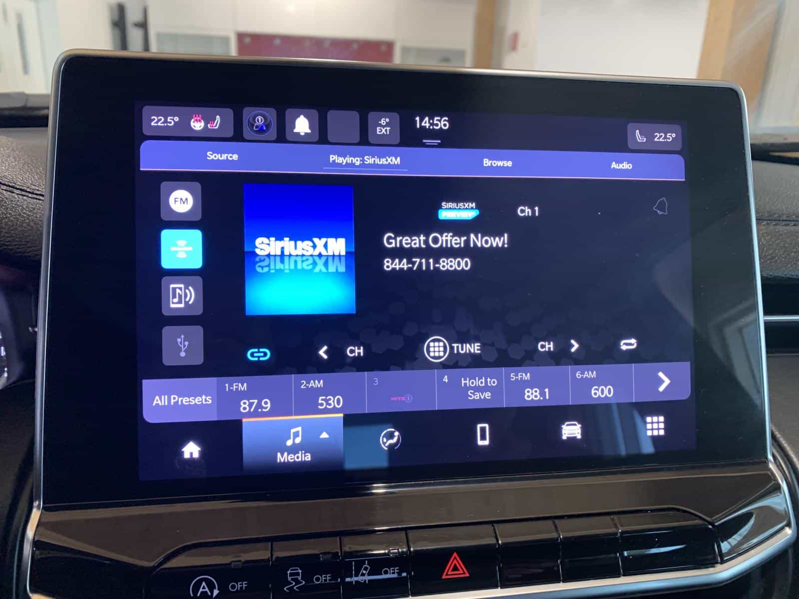 2022 Jeep Compass Limited - Image 15