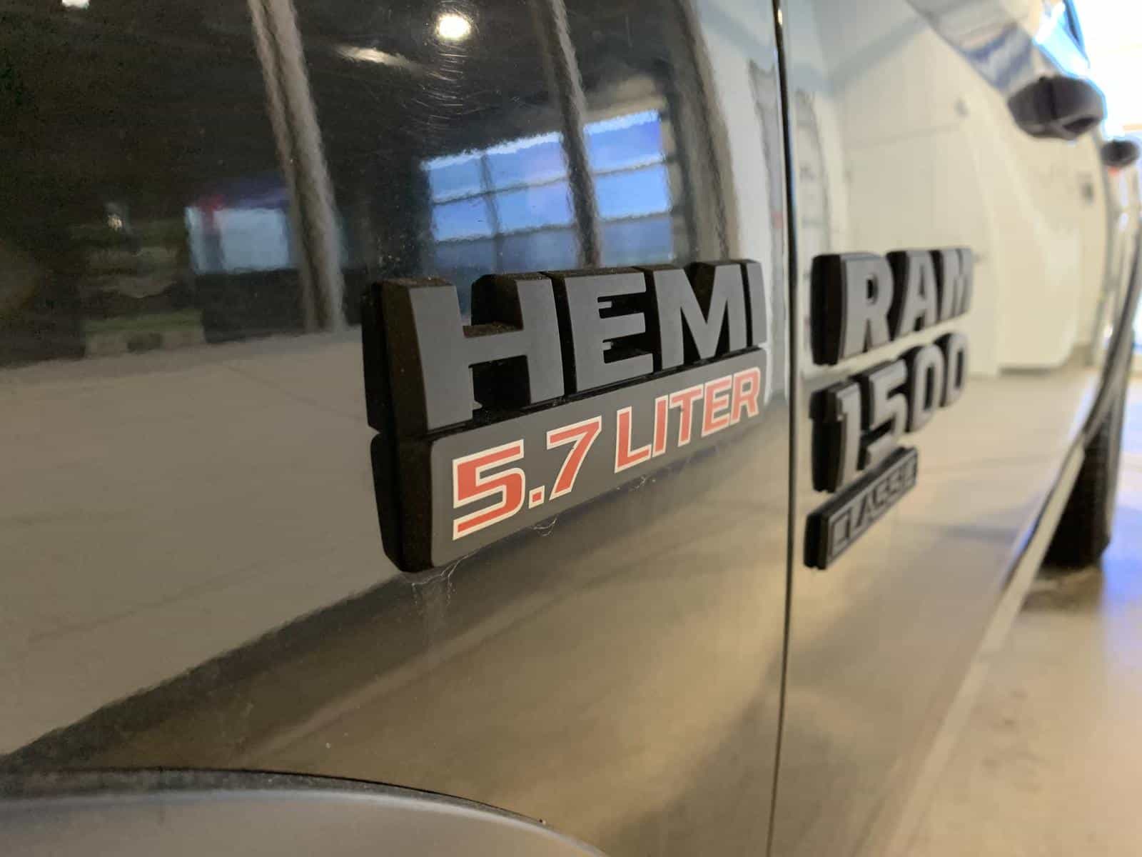 2023 RAM 1500 Classic Warlock - Image 11