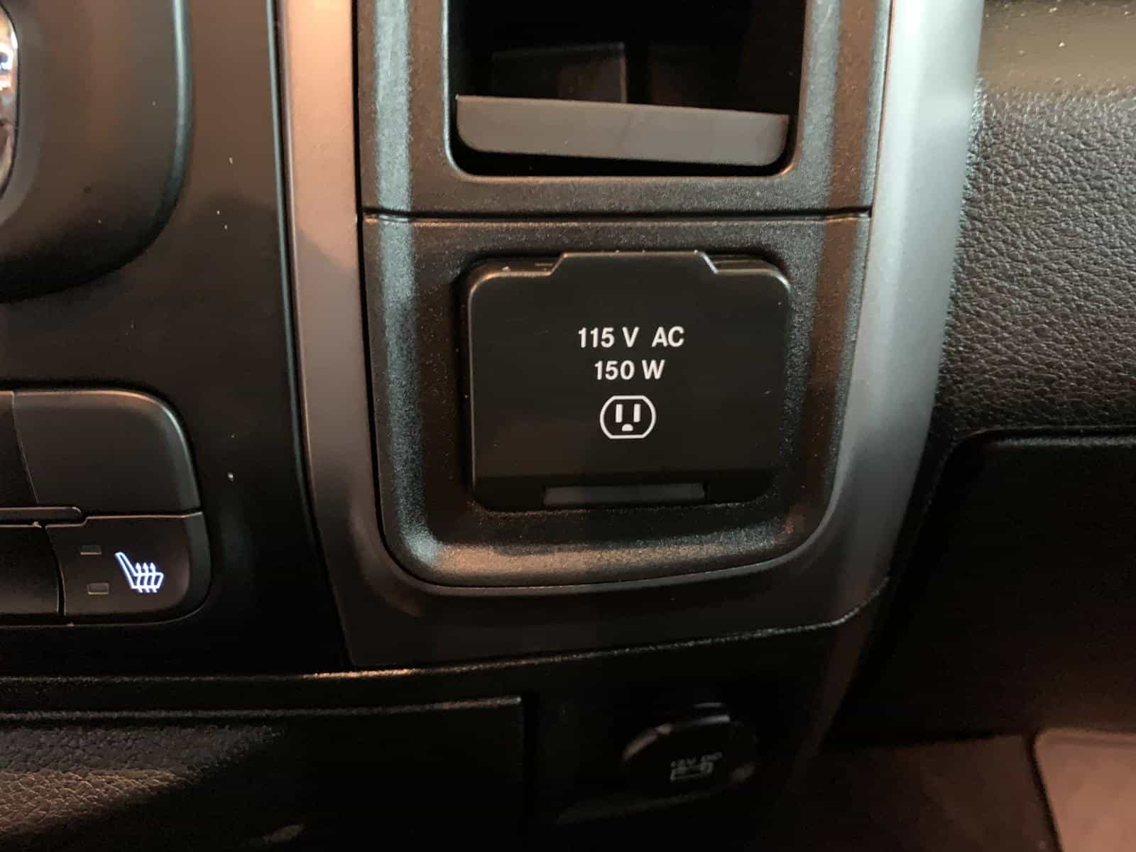 2023 RAM 1500 Classic Warlock - Image 32