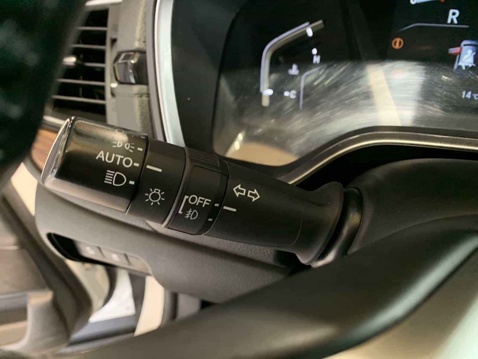 2017 Honda CR-V Touring - Image 20