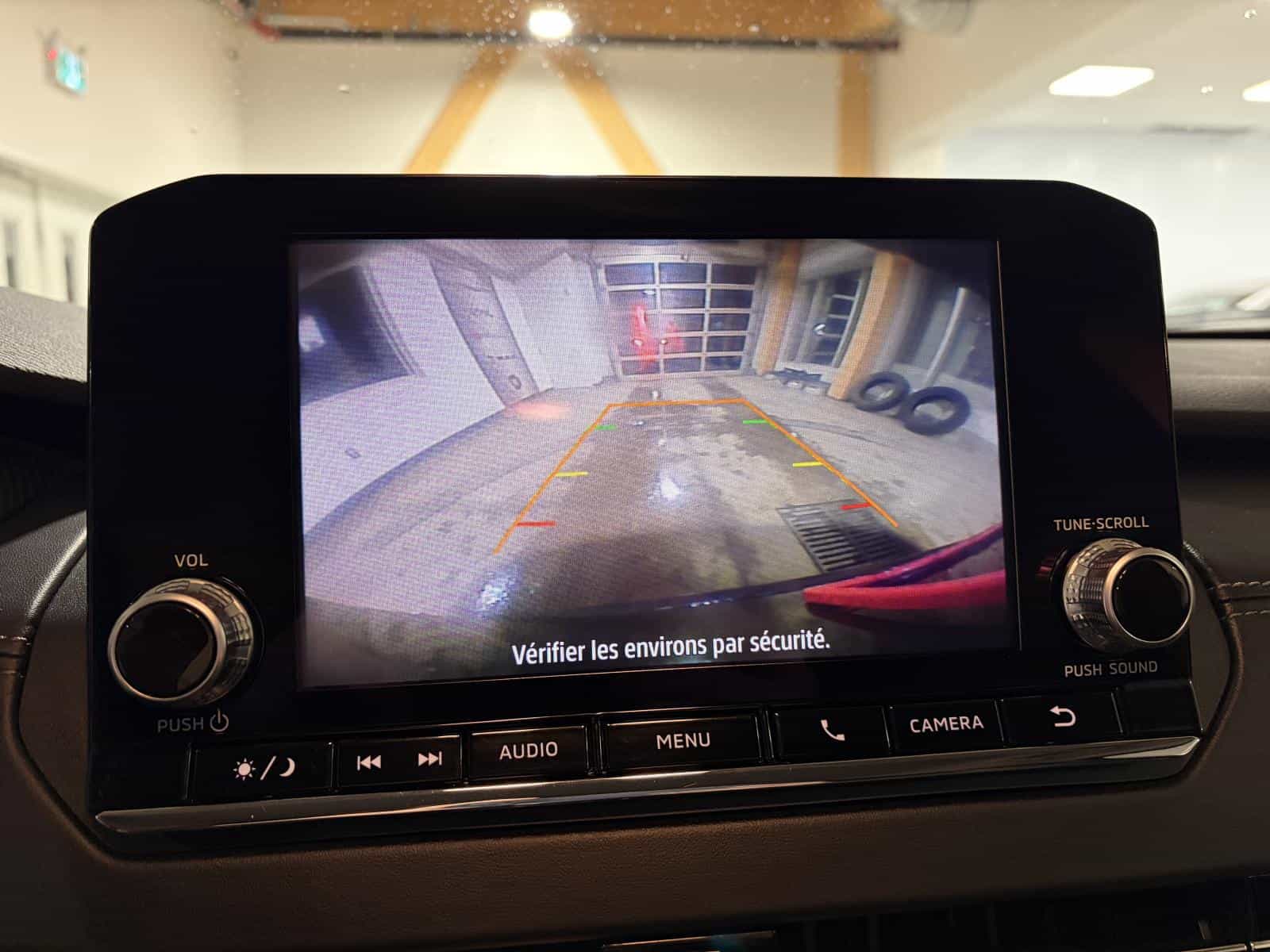 2024 Mitsubishi Outlander ES - Image 17