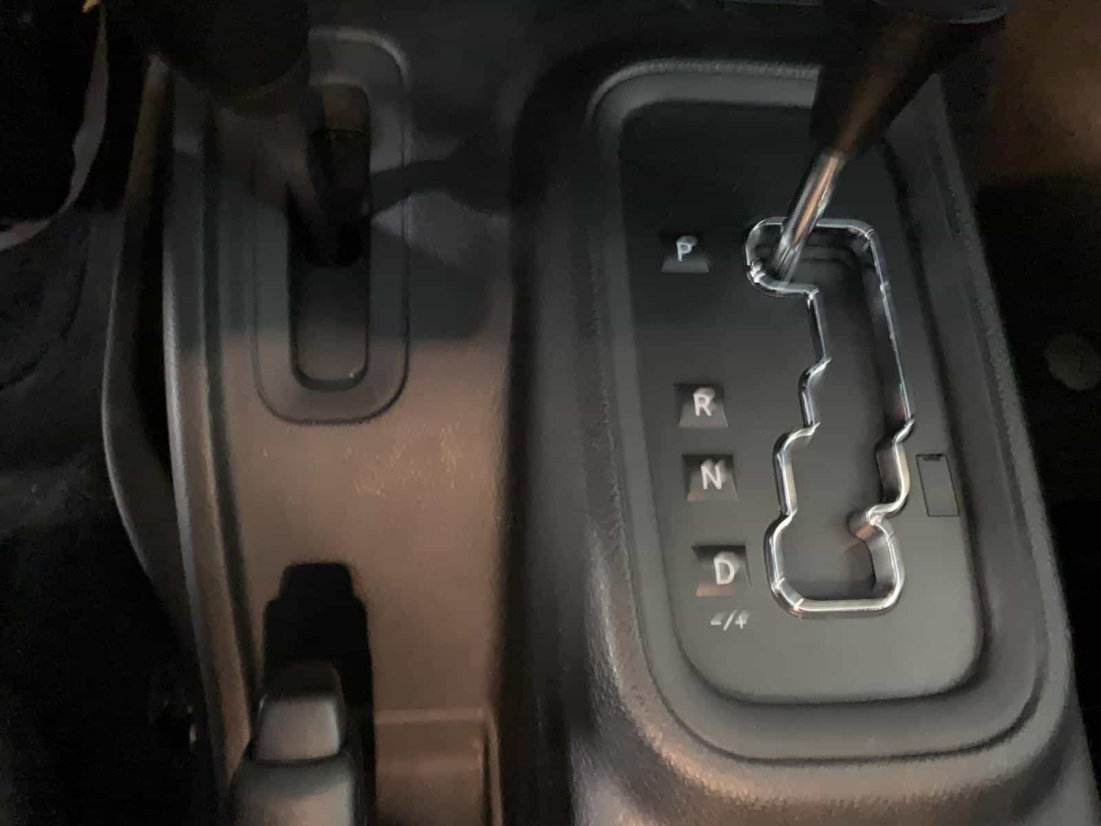 2017 Jeep Wrangler Sport Sport - Image 16