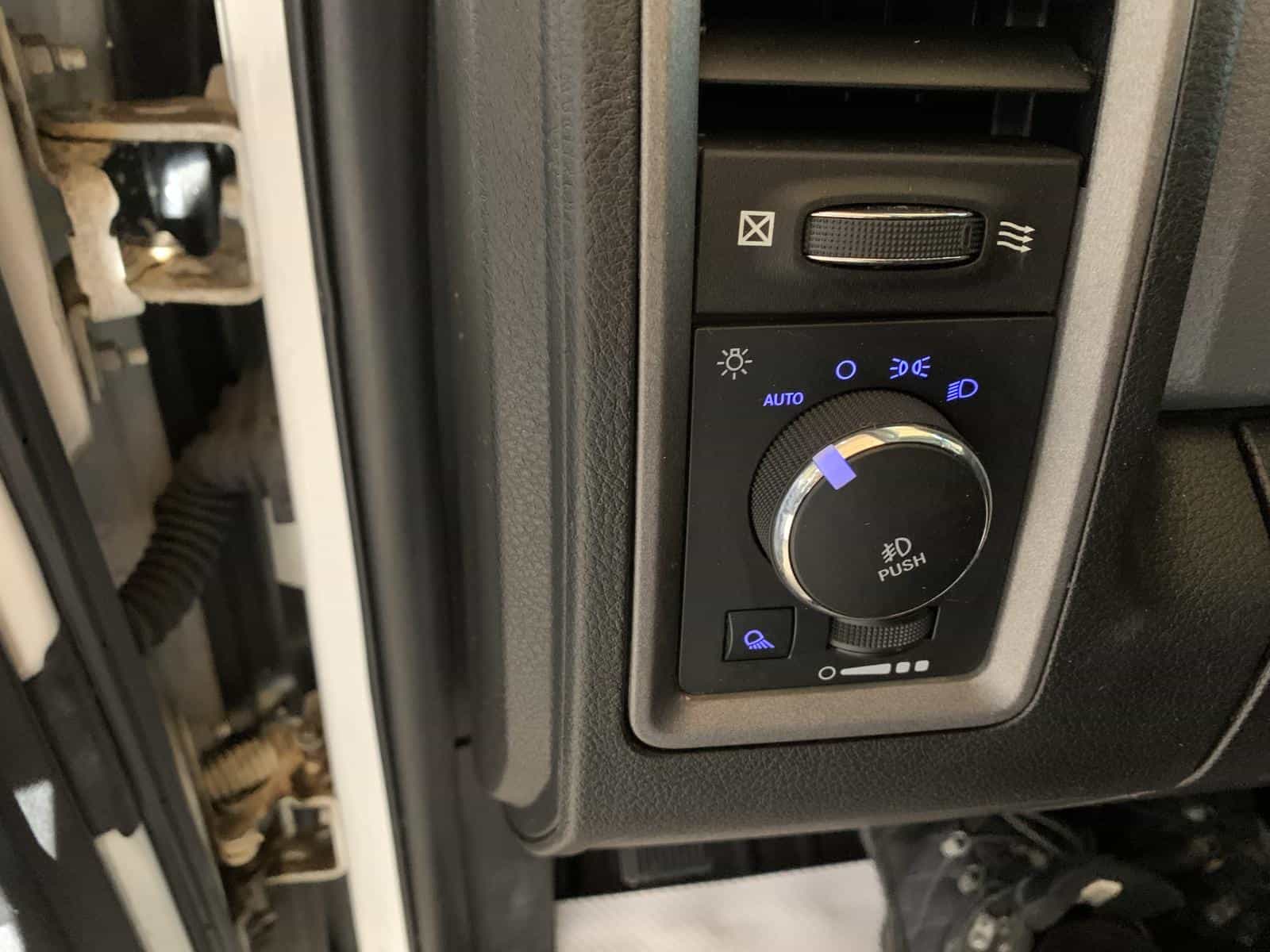 2019 RAM 1500 Classic Express - Image 25