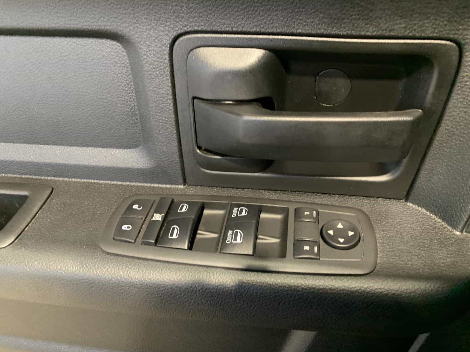 Image 25 RAM 1500 CLASSIC TRADESMAN/EX ST 2020