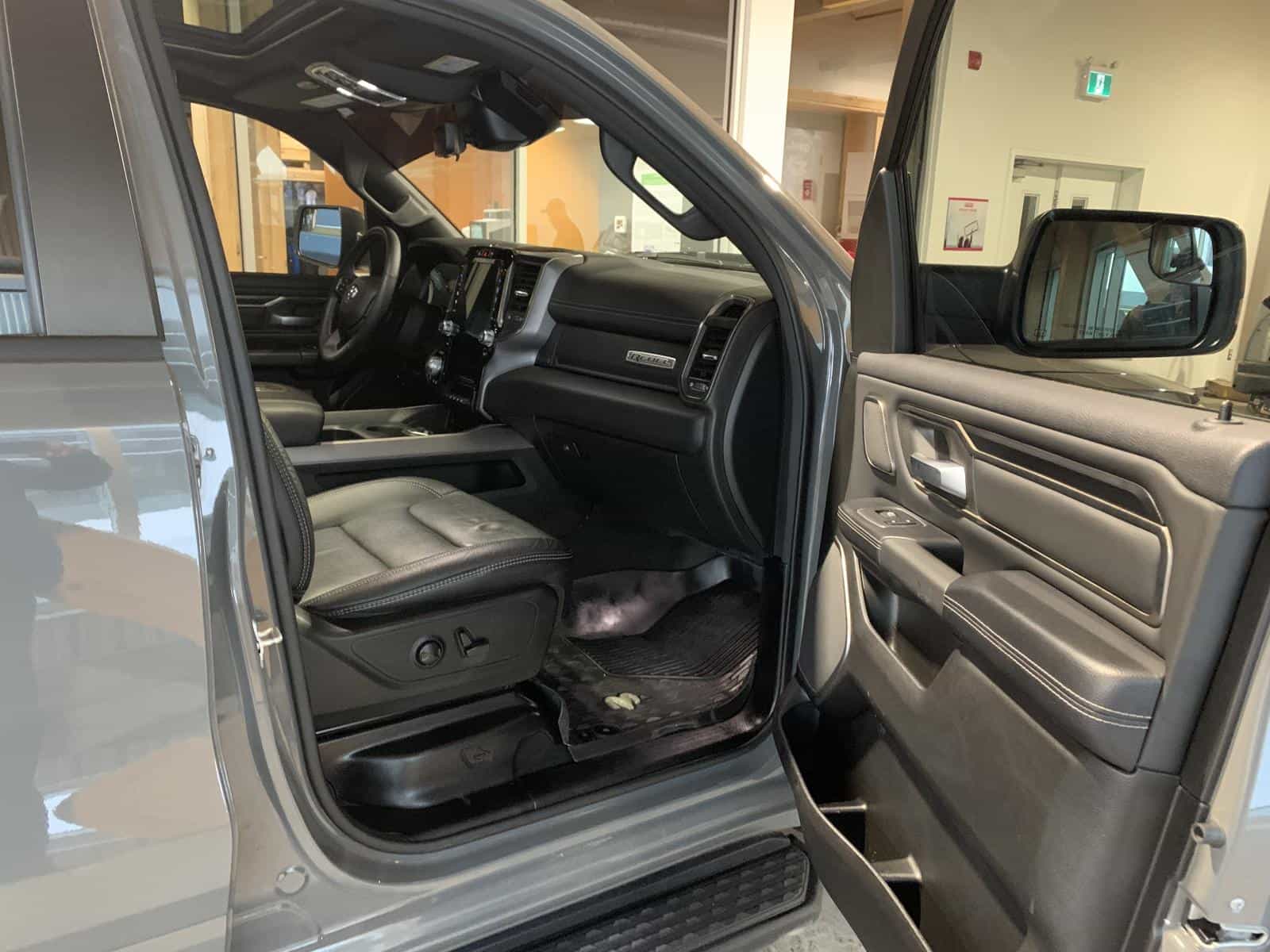 2023 RAM 1500 REBEL Rebel - Image 9