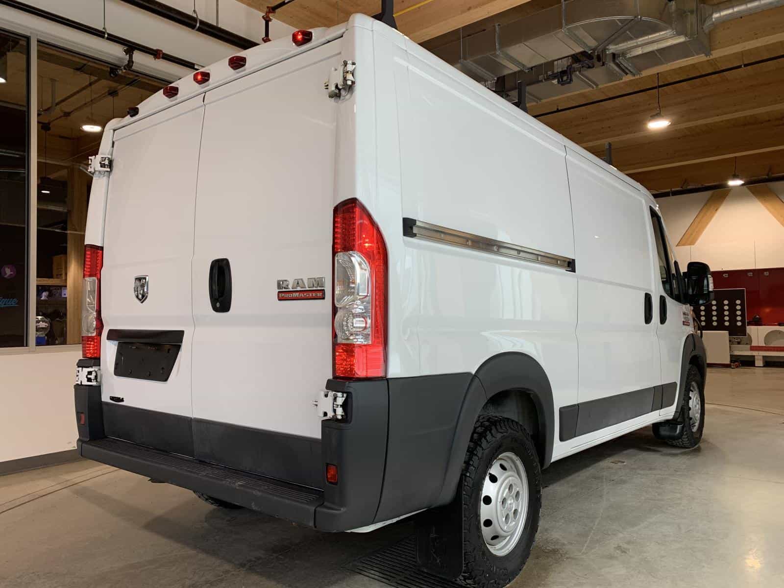 Image 4 RAM ProMaster 1500 Std Roof 2015