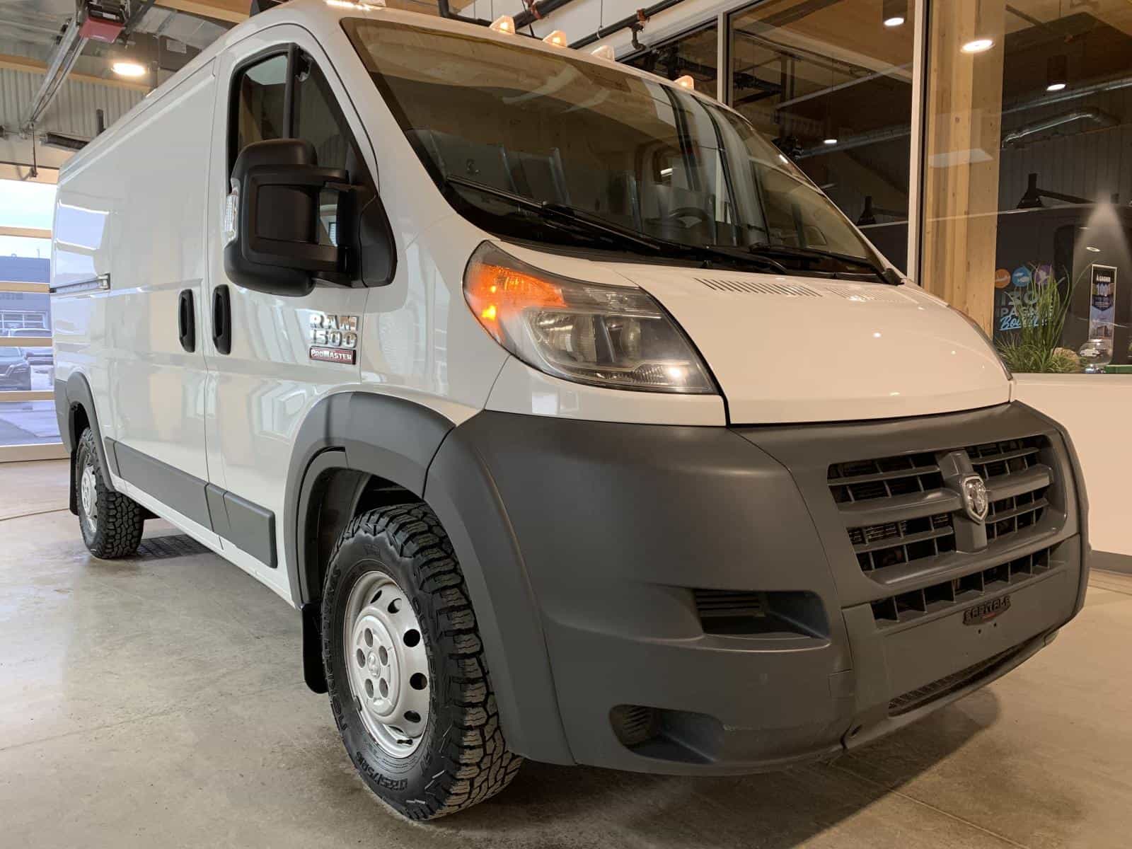 Image 5 RAM ProMaster 1500 Std Roof 2015