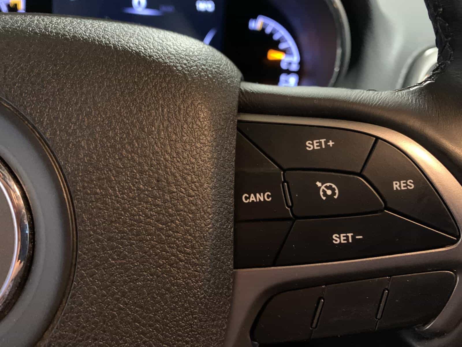 2018 Jeep Grand Cherokee Laredo - Image 22