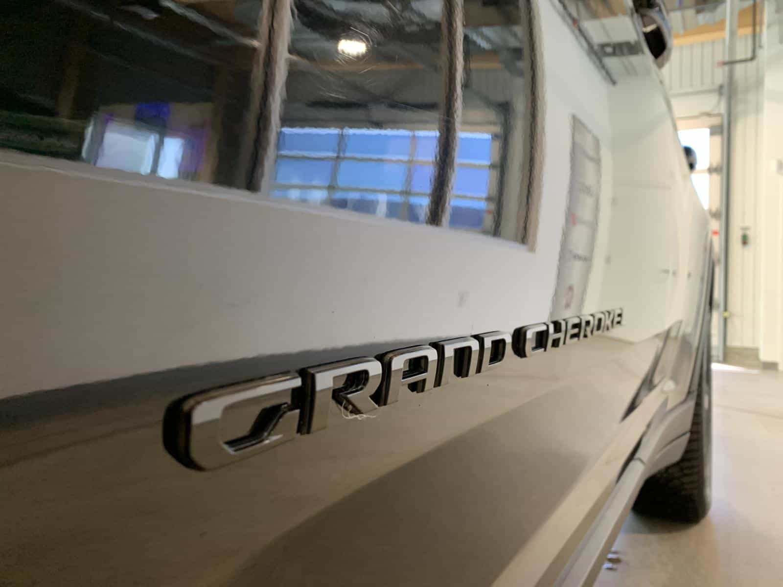 2023 Jeep Grand Cherokee Limited - Image 6