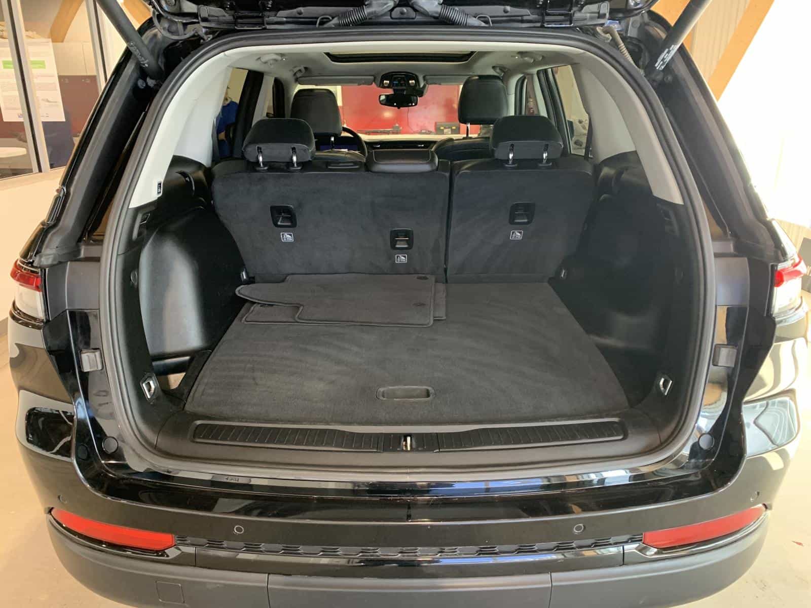 2023 Jeep Grand Cherokee Limited - Image 10